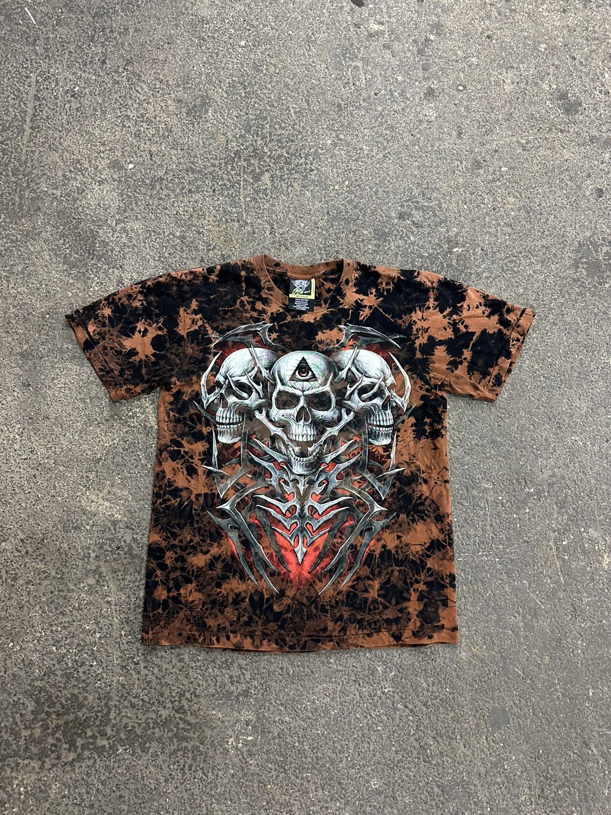 Vintage Y2K skull grunge graphic t shirt Size US L / EU 52-54 / 3 - 1 Thumbnail