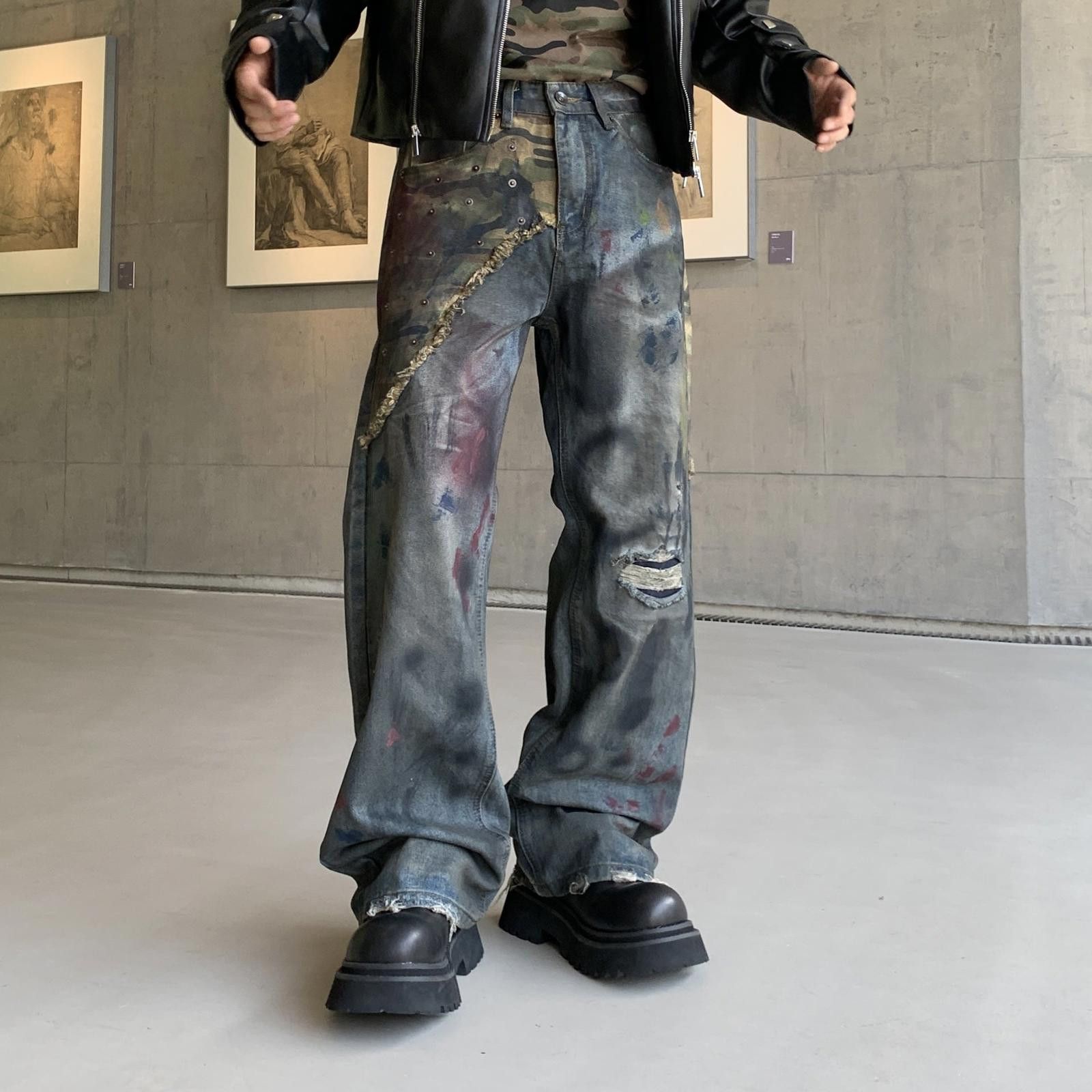 Vintage Black Distressed Baggy Wide Leg Jeans, Artistic Paint Detail Size US 32 / EU 48 - 1 Thumbnail