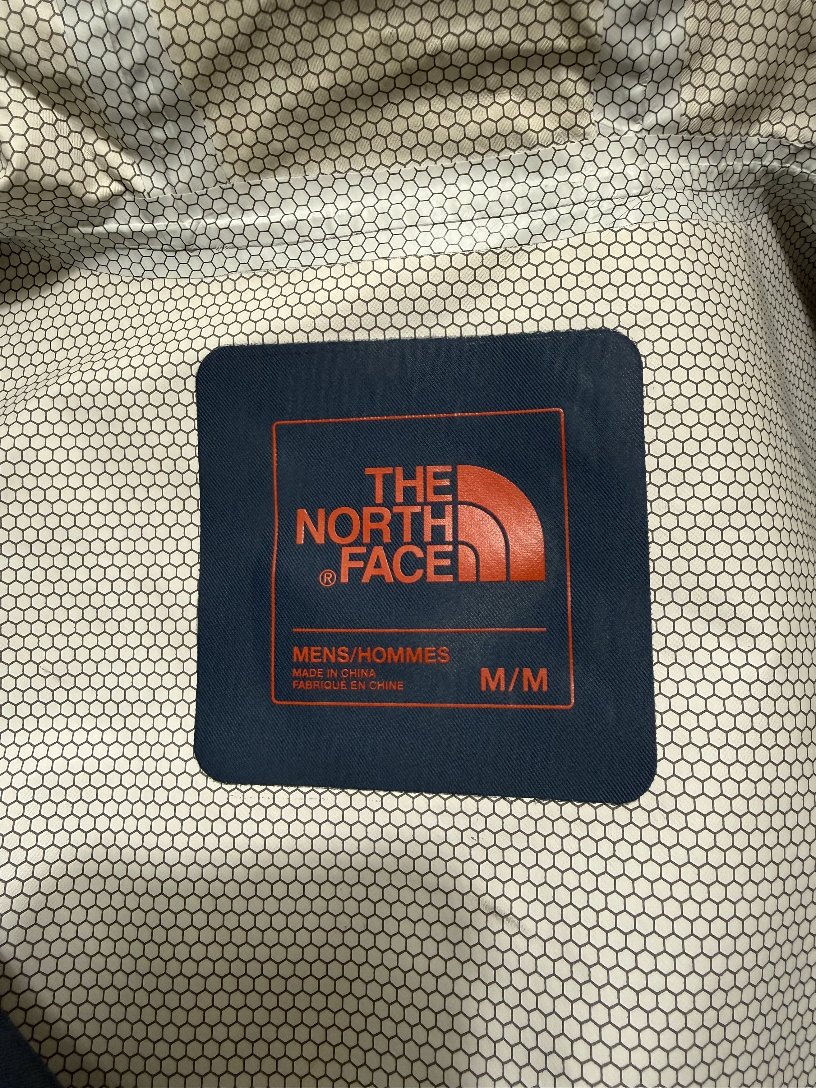 The North Face Hyvent 2.5L Shell Jacket Size US M / EU 48-50 / 2 - 3 Thumbnail