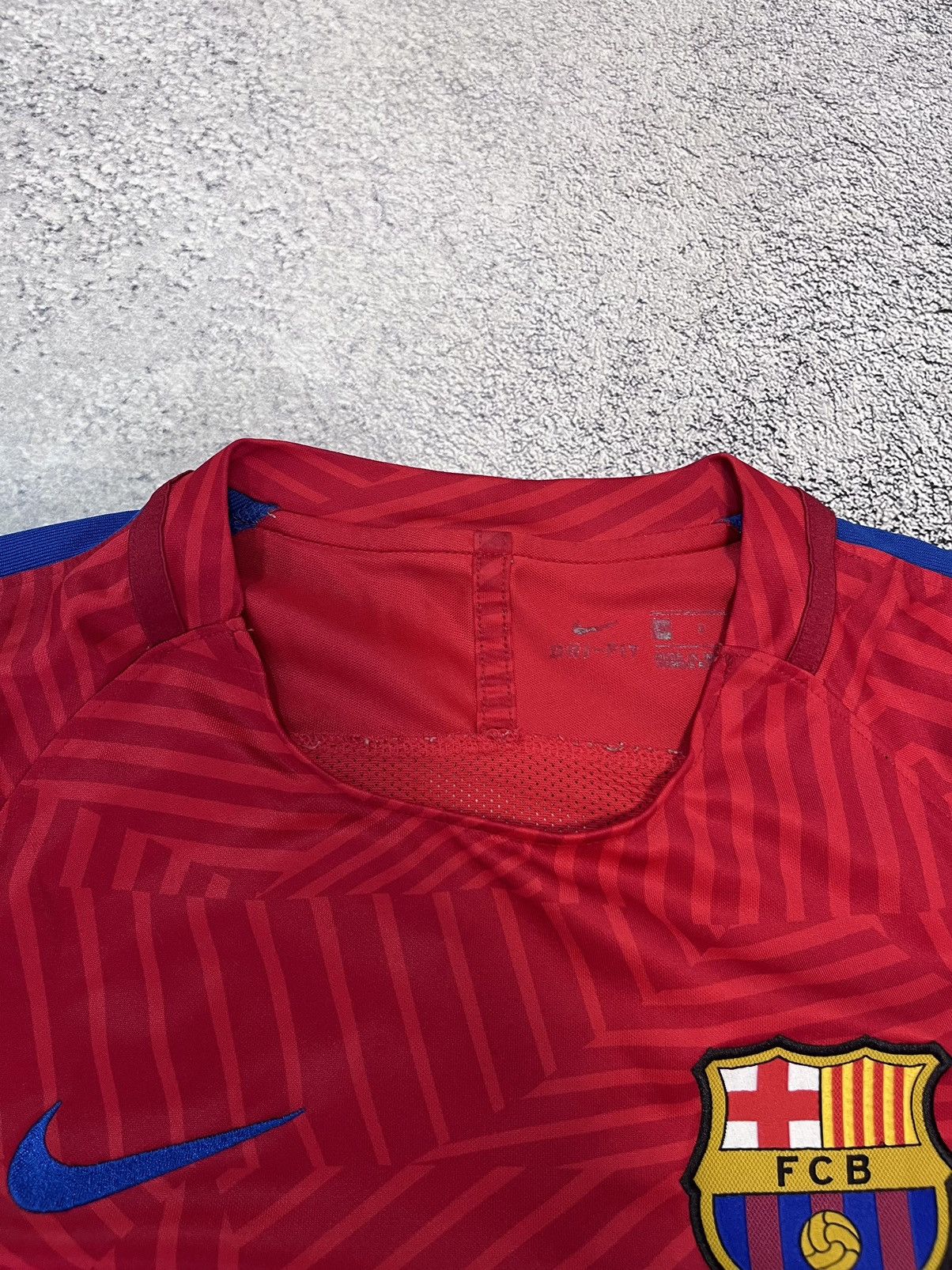 Nike Nike FC Barcelona Mens Jersey Training Soccer Football Shirt Size US S / EU 44-46 / 1 - 18 Thumbnail