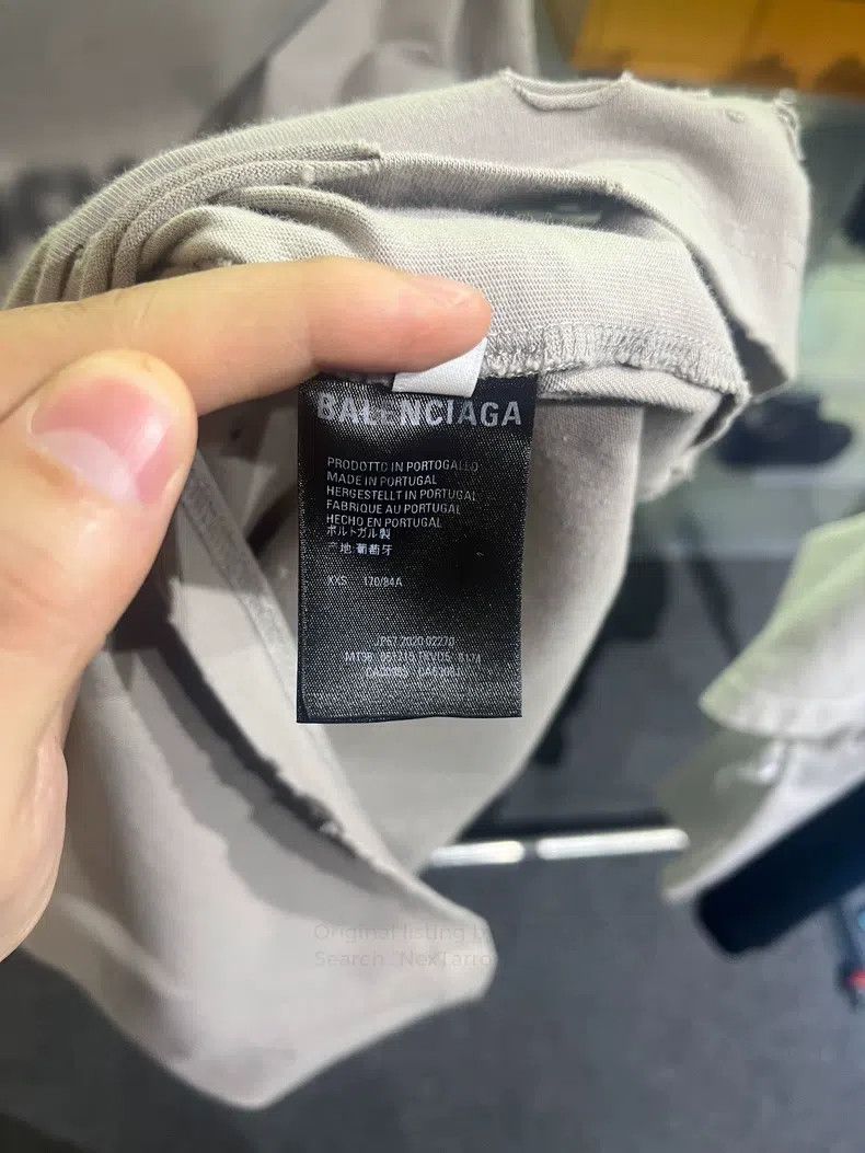Balenciaga Balenciaga Grey Blurred Letter Destroyed Short Sleeve Size US XXS / EU 40 - 6 Thumbnail