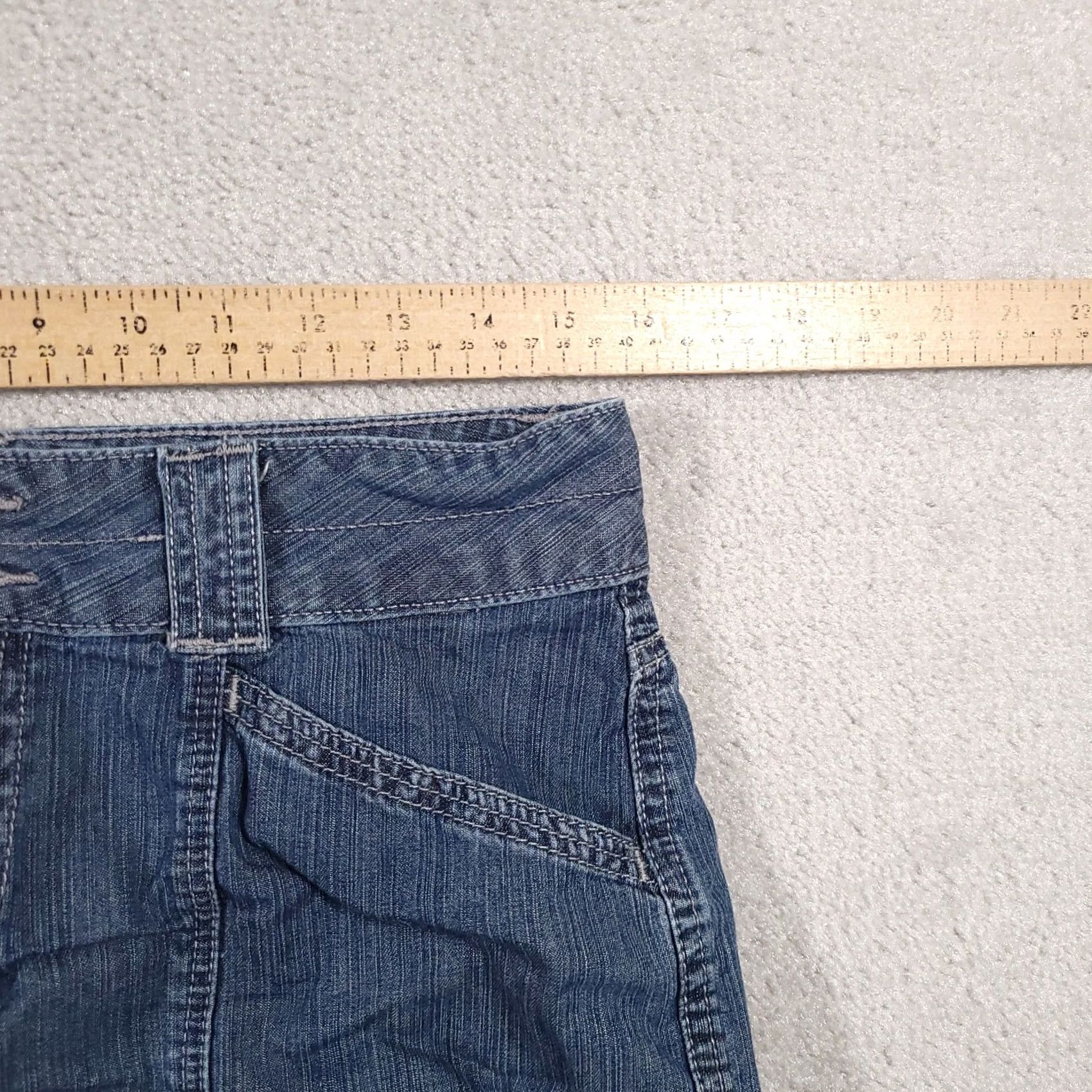 Lee VINTAGE Lee Riders Shorts Women 10 M Blue 100% Cotton Denim Medium Wash Mom Size 32" / US 10 / IT 46 - 6 Thumbnail
