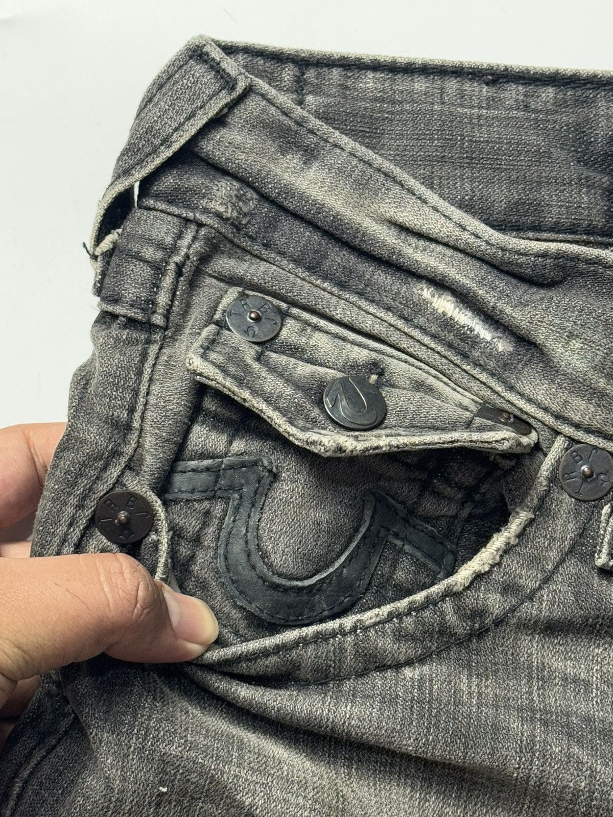 True Religion Flare True Religion Leather Logo Distressed Denim Size US 30 / EU 46 - 9 Thumbnail