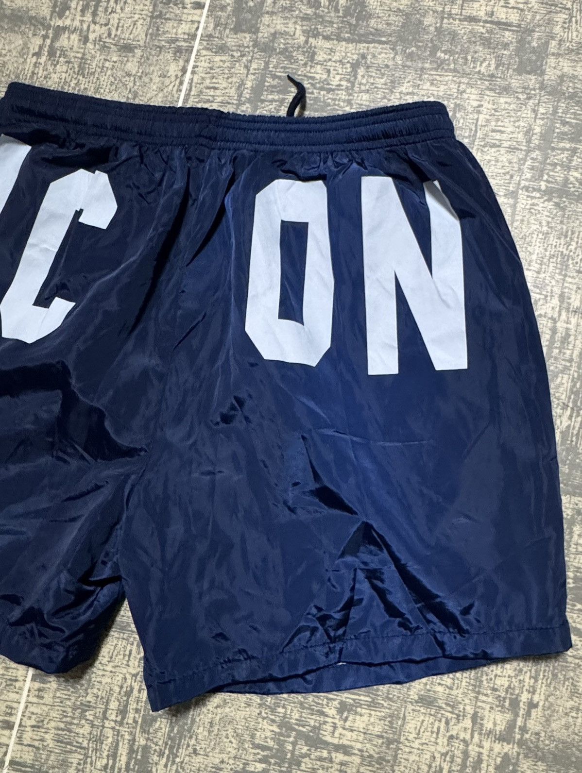 Dsquared2 × Vintage DSQUARED2 Swim Shorts Size US 42 / EU 58 - 10 Thumbnail