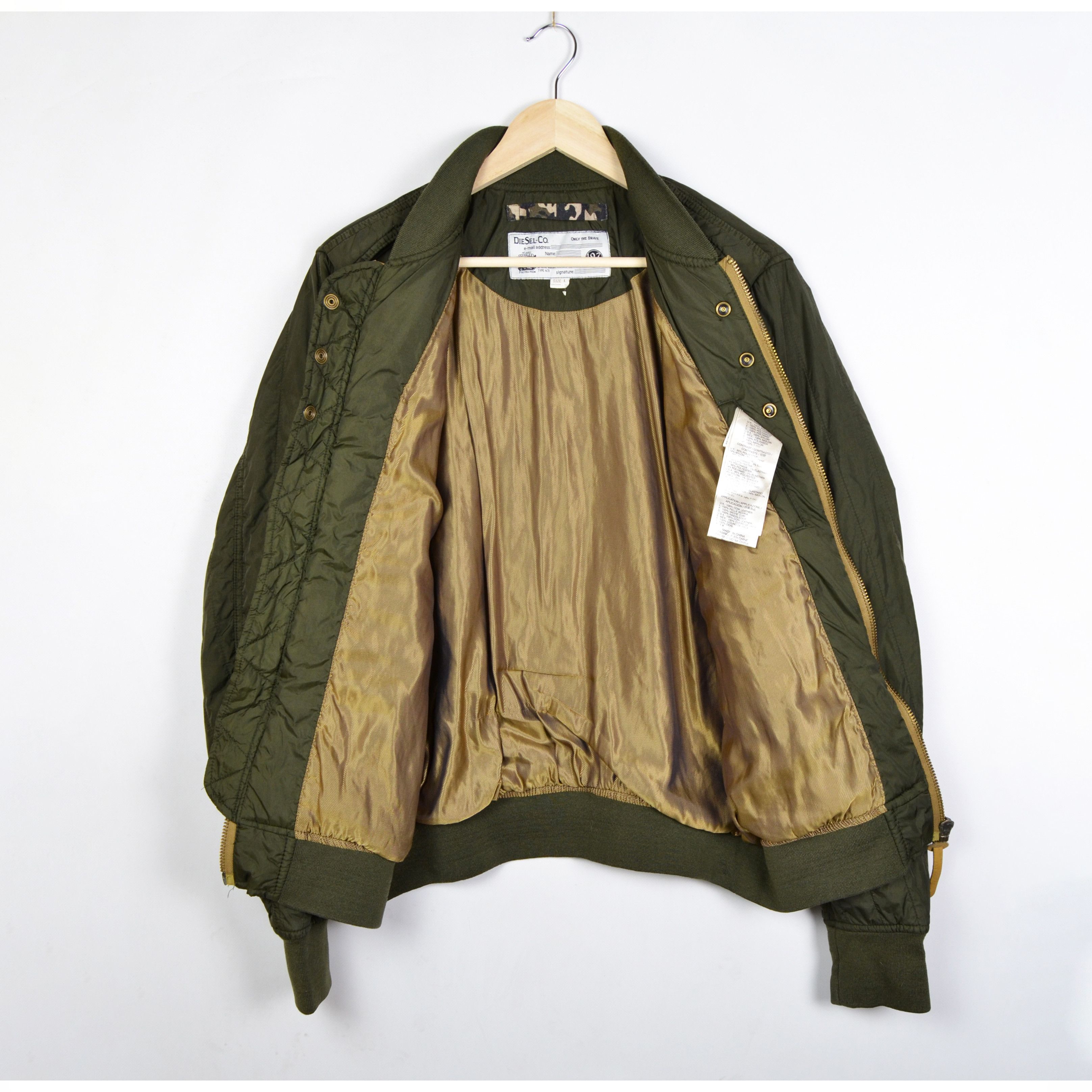 Diesel × Vintage Diesel Co Quilted Bomber Jacket Military Khaki Sz M/L Size US L / EU 52-54 / 3 - 12 Thumbnail