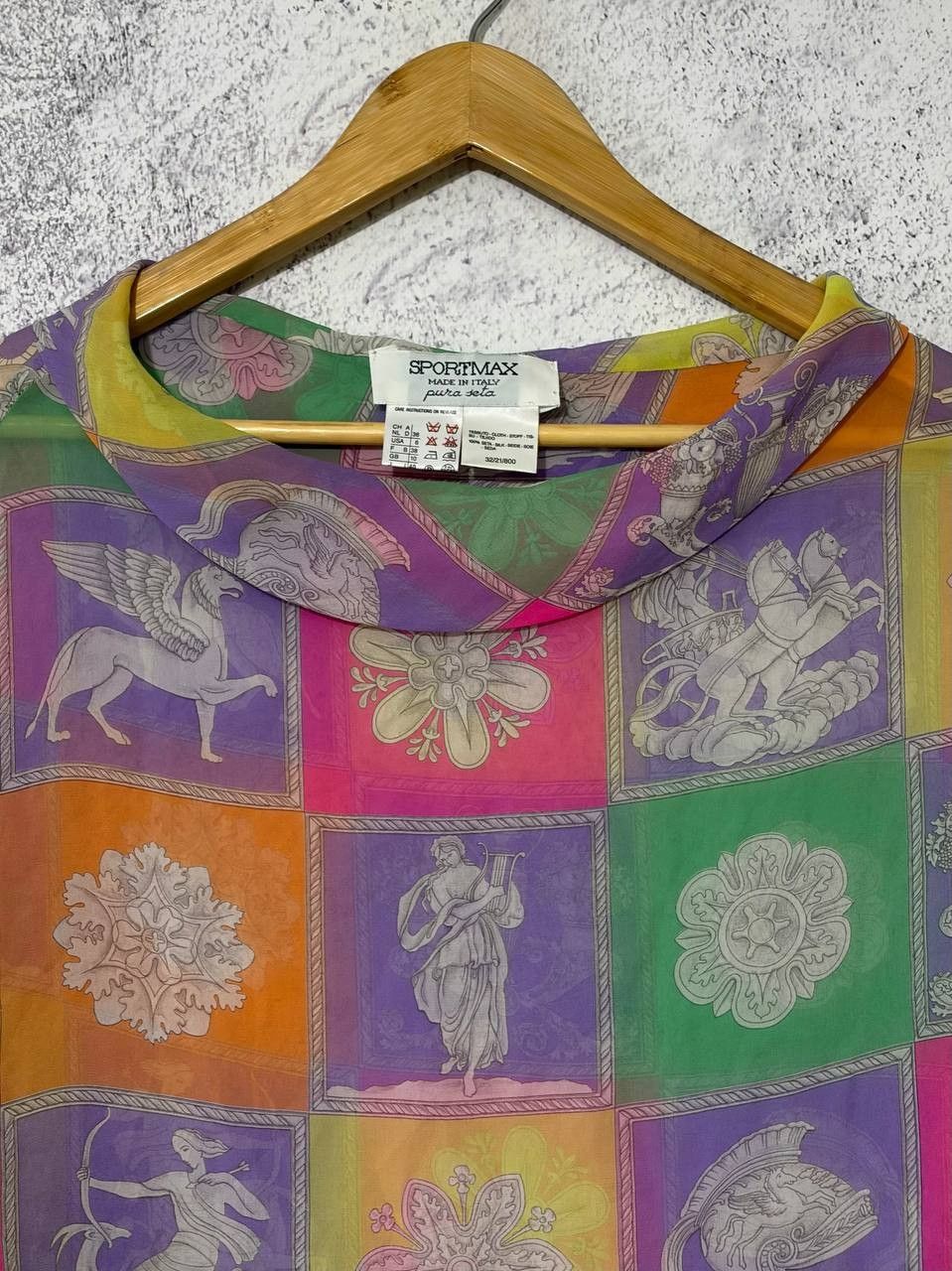 Sportmax Vintage Sportmax Max Mara Silk Greek Mythology Print Blouse Size L / US 10 / IT 46 - 3 Thumbnail