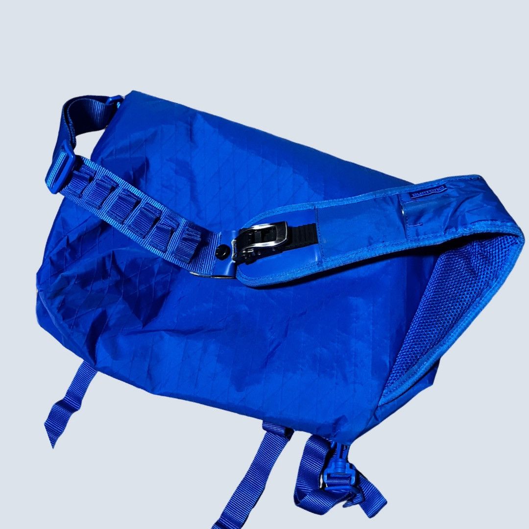 Burton BURTON 2000s Tech Gear Shoulder Bag Ratchet Buckle Size ONE SIZE - 1 Thumbnail