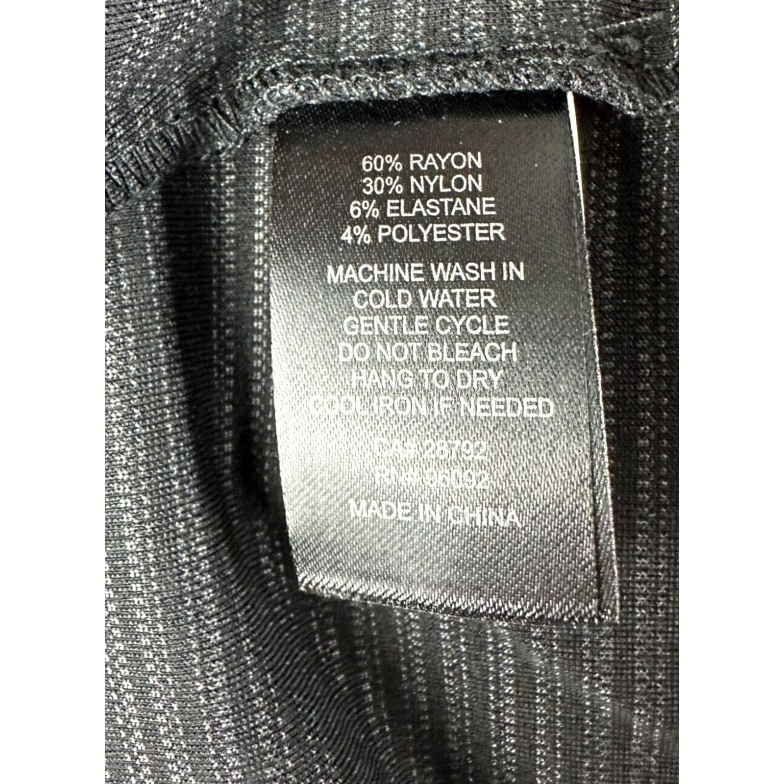 Vintage Massimo Fabbro Italy Skirt Womens 4 Black Stretch Knit Pencil Vent Back Zipper Size 27" / US 4 / IT 40 - 8 Thumbnail