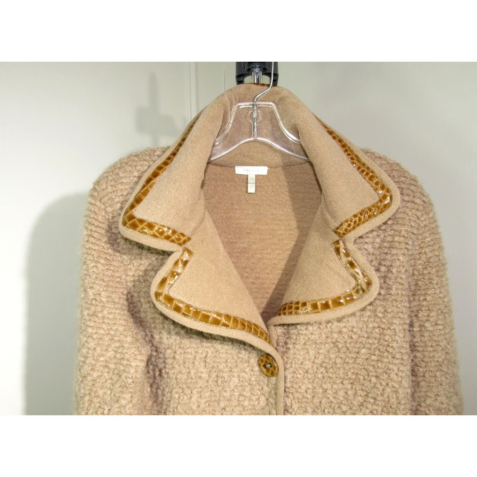 Escada VINTAGE ESCADA Women's Tan Virgin Wool Trench Coat 38 Lambskin Trim Coat Long Beige Womens 90s Designer Size XS / US 0-2 / IT 36-38 - 2 Thumbnail