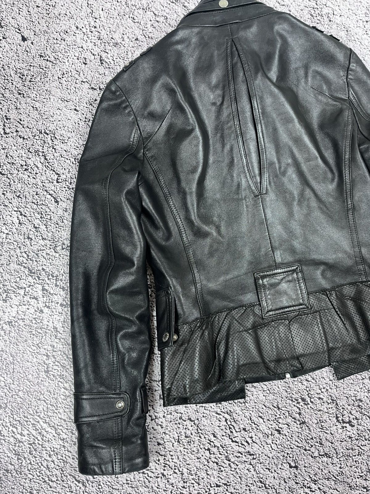 Leather Vintage D&G Style Leather Military jacket size S Avant Garde Size S / US 4 / IT 40 - 14 Thumbnail