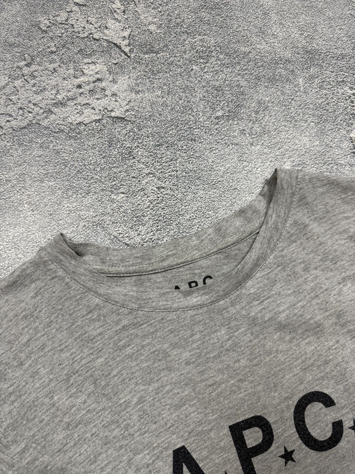 A.P.C. A.P.C US Logo Tee Shirt Size US S / EU 44-46 / 1 - 6 Thumbnail