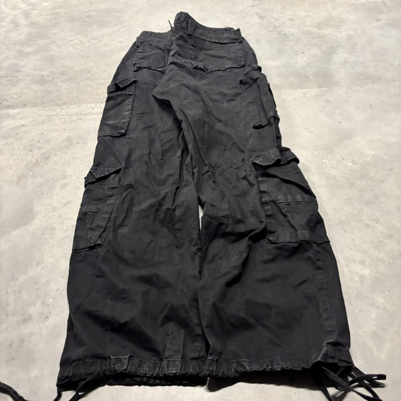 Japanese Brand × Vintage Crazy Vintage Y2K/2000s Black Grunge Streetwear Cargo Pants! Size US 26 / EU 42 - 4 Thumbnail