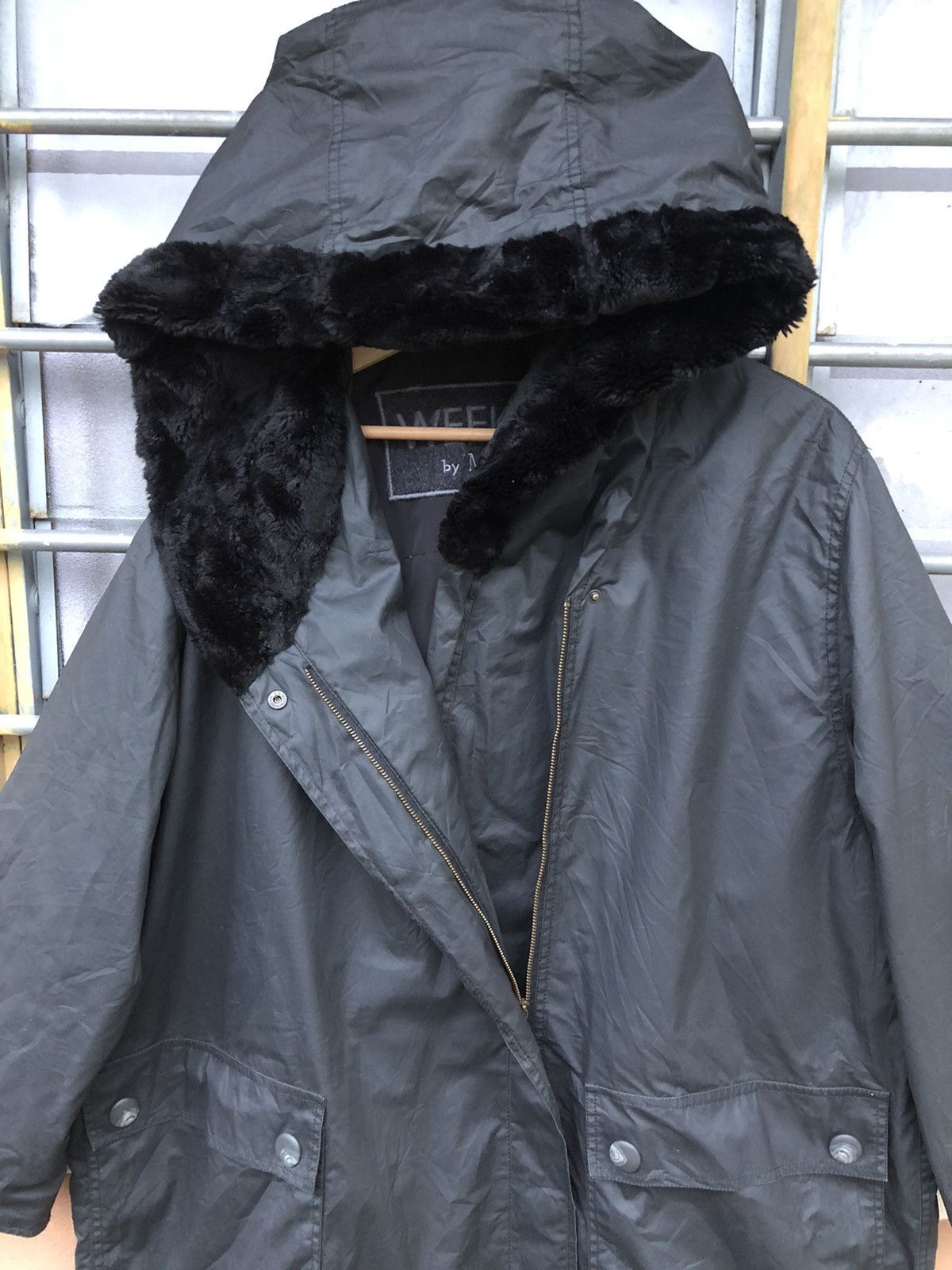 Max Mara Vintage Weekend Max Mara Fur Hoodie Jacket Size XL / US 12-14 / IT 48-50 - 6 Thumbnail