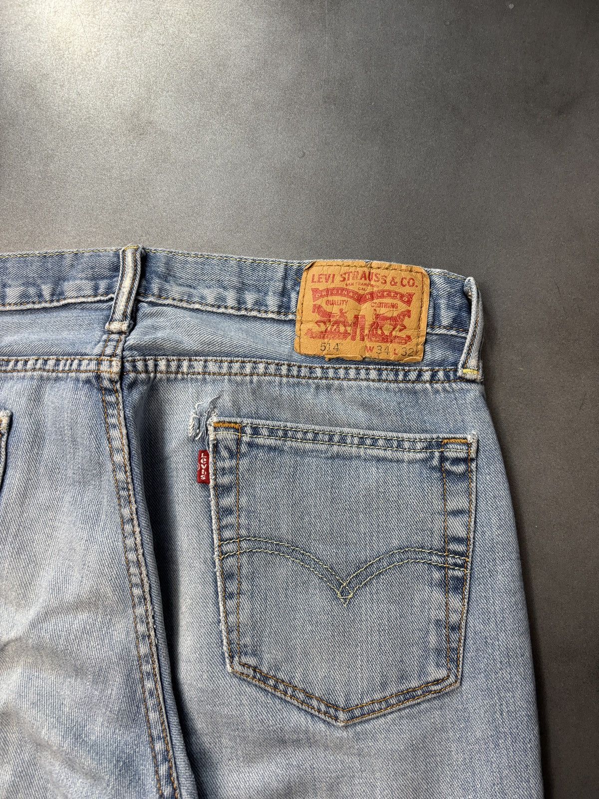 Levi's Levis Jean Shorts Cut Off Jorts Raw Hem Blue Denim Jeans 34 Size US 32 / EU 48 - 3 Thumbnail