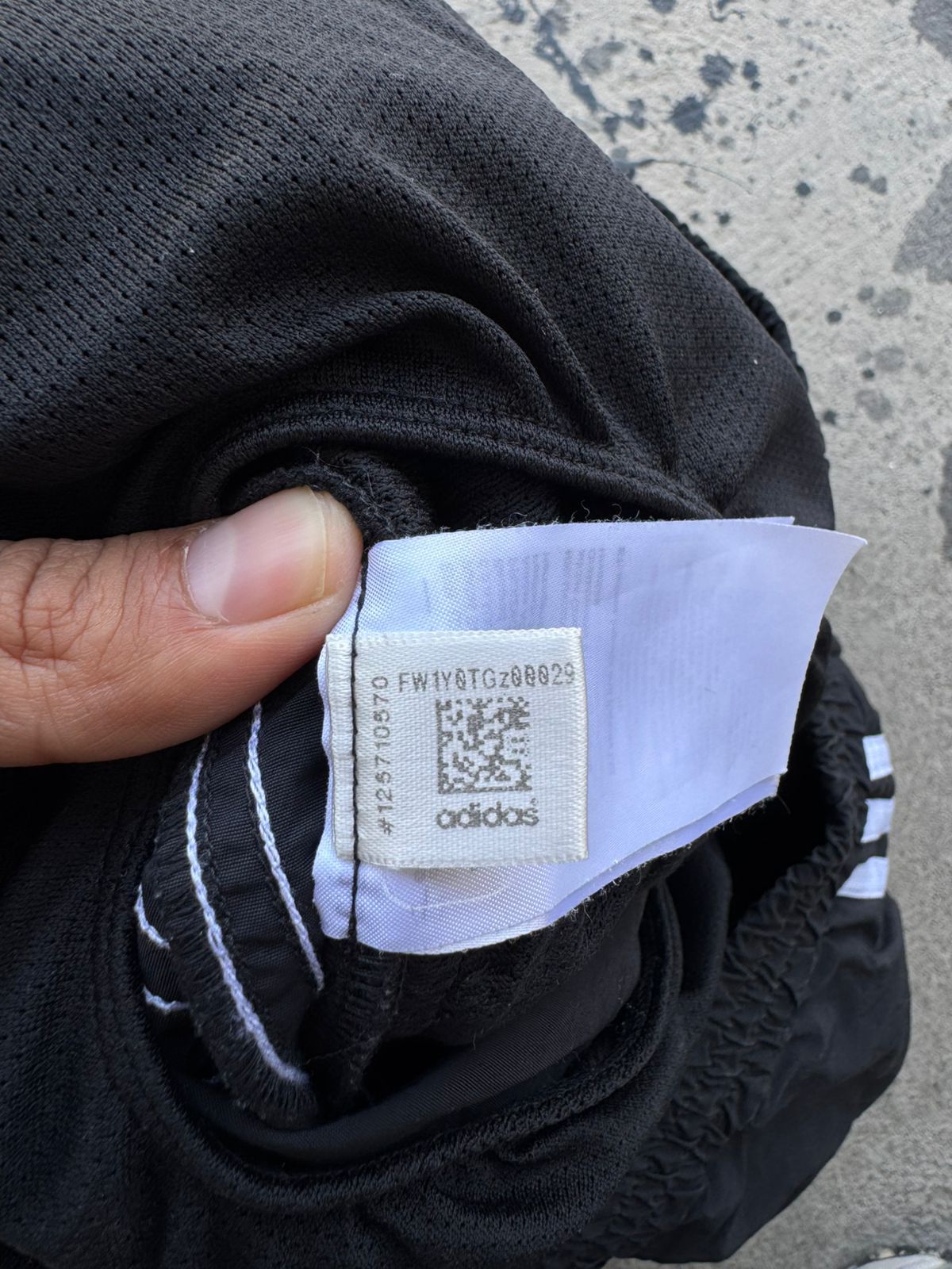 Adidas × Palace ADIDAS x PALACE SUNPAL SHORTS BLACK Size US 30 / EU 46 - 9 Thumbnail