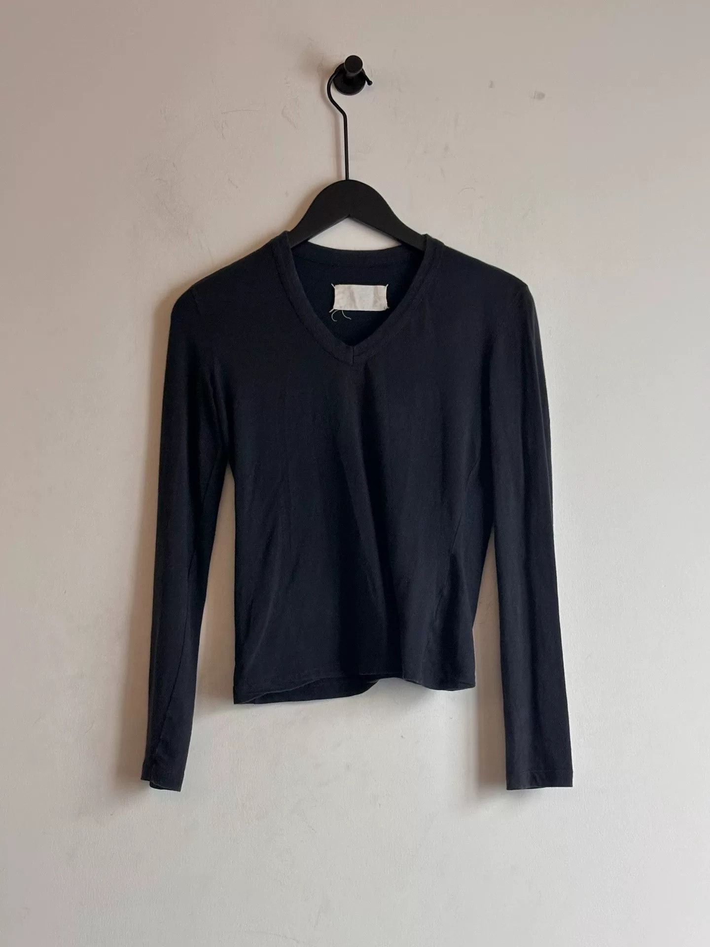 Maison Margiela 90s Maison Martin Margiela V-Neck Long Sleeve Tee Size S / US 4 / IT 40 - 1 Thumbnail