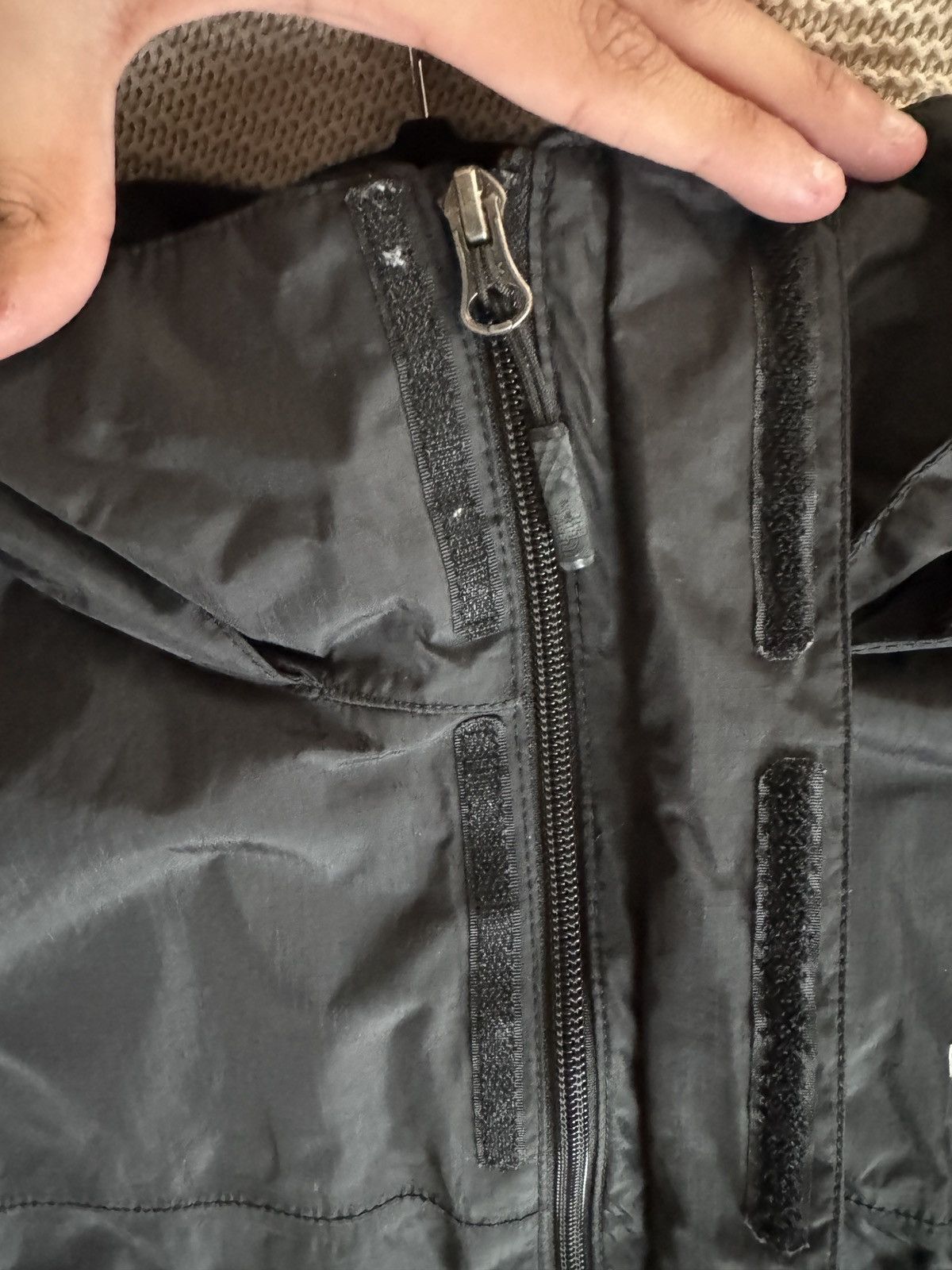 The North Face The North Face Lightweight windbreaker/raincoat in Size M Size US M / EU 48-50 / 2 - 5 Thumbnail
