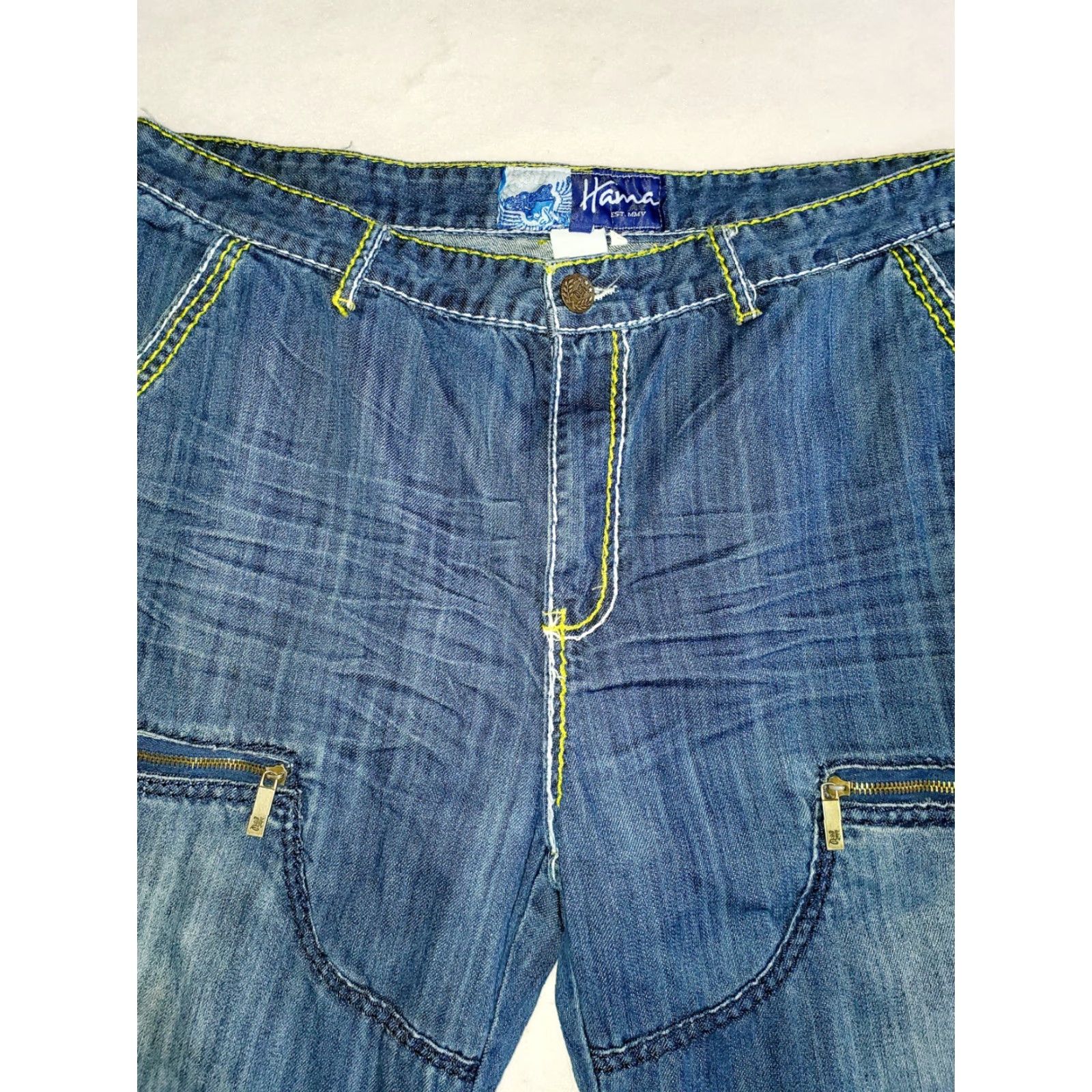 Denime VINTAGE 90s Oversized HANA Denim Jean Shorts Mens 38/16 Blue Denim Embroidered 90s Theme Jeans Short cutoff Size US 38 / EU 54 - 2 Thumbnail