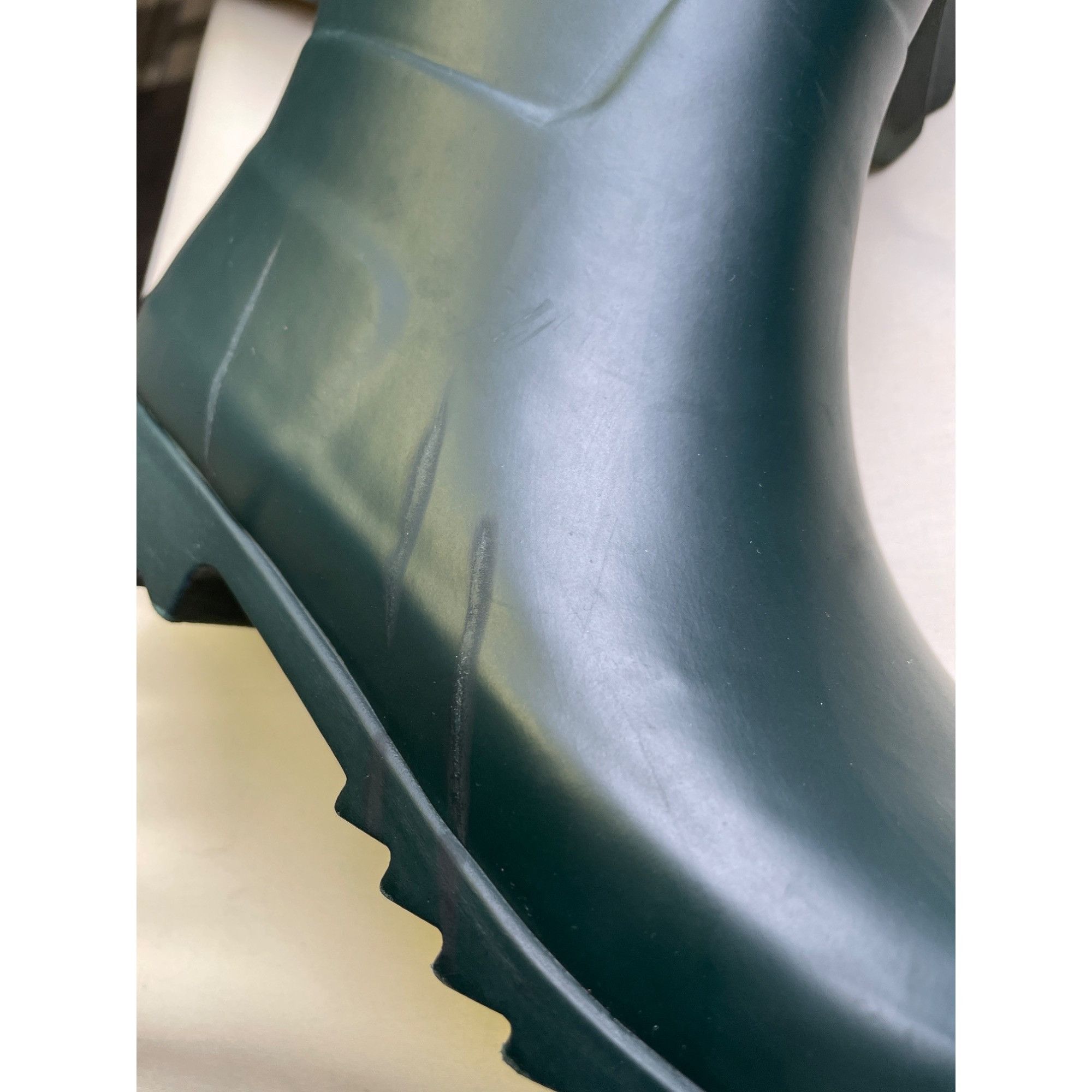 Ugg Ugg Australia Women's Green Plaid Rain Boots/ Shoes Size 5 S Size US 5 / IT 35 - 10 Thumbnail