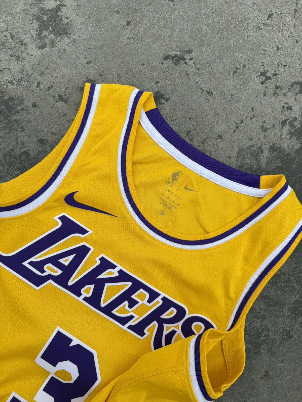 Nike Vintage Nike Lakers NBA Anthony Davies 3 Size US M / EU 48-50 / 2 - 7 Thumbnail