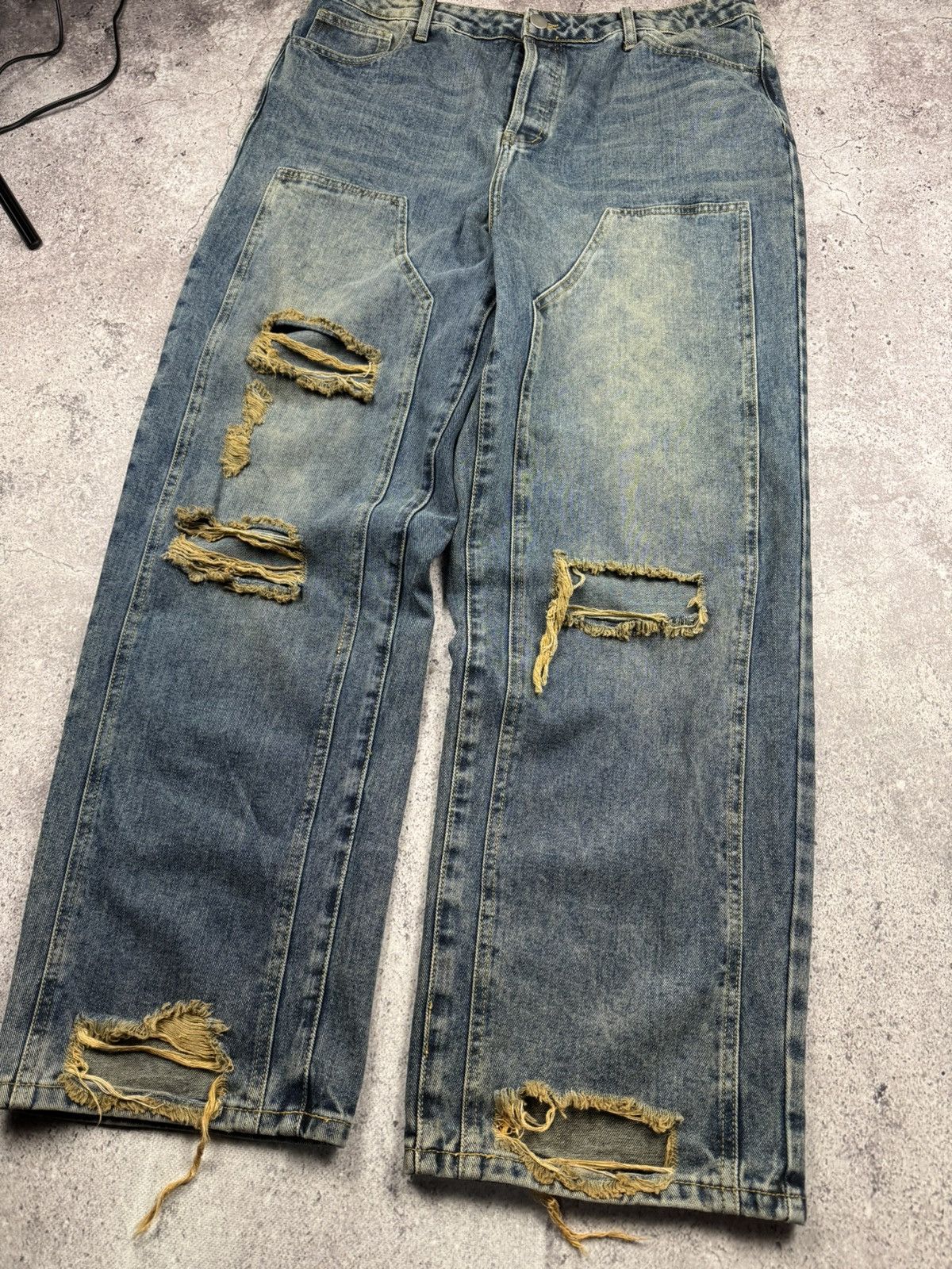 Japanese Brand Vintage Washed Distressed Baggy Jeans Y2K Style Japanesse Size US 32 / EU 48 - 3 Thumbnail