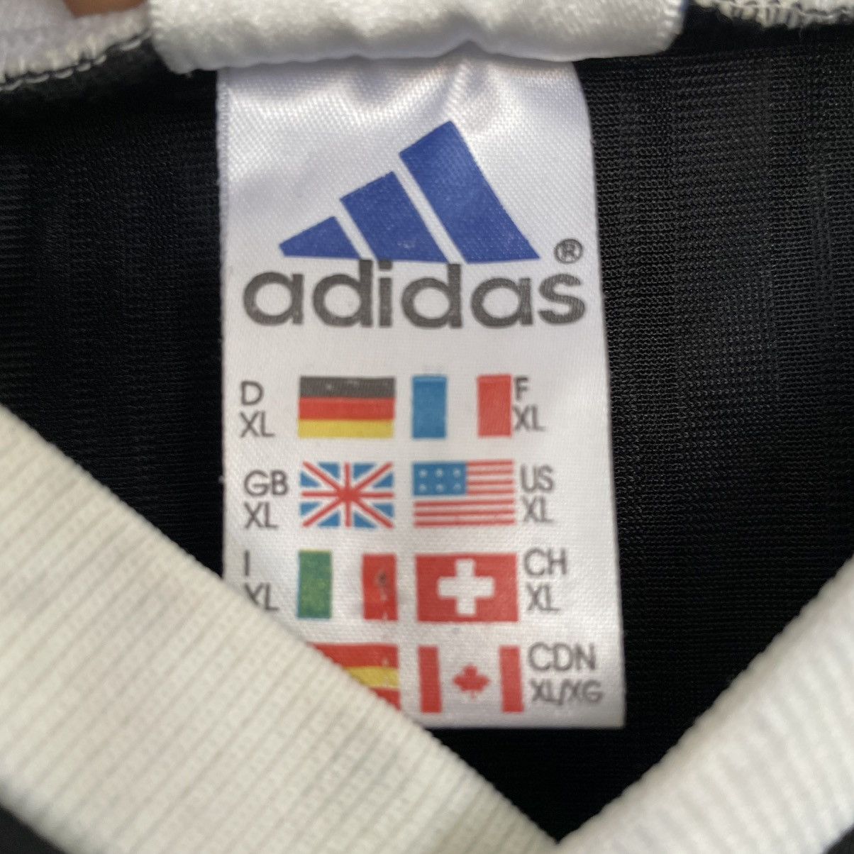Adidas × Japanese Brand × Vintage Vintage 90’s Adidas Soccer jersey T-shirt szXL y2k Size US XL / EU 56 / 4 - 7 Thumbnail