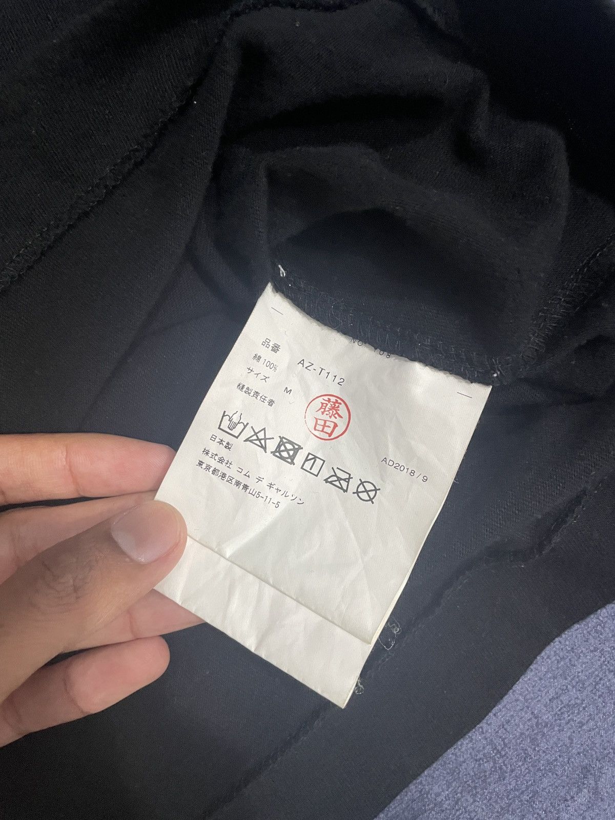 Comme des Garcons × Japanese Brand 🔥🔥Black Comme des garcons play red heart 🔥🔥 Size US M / EU 48-50 / 2 - 6 Thumbnail