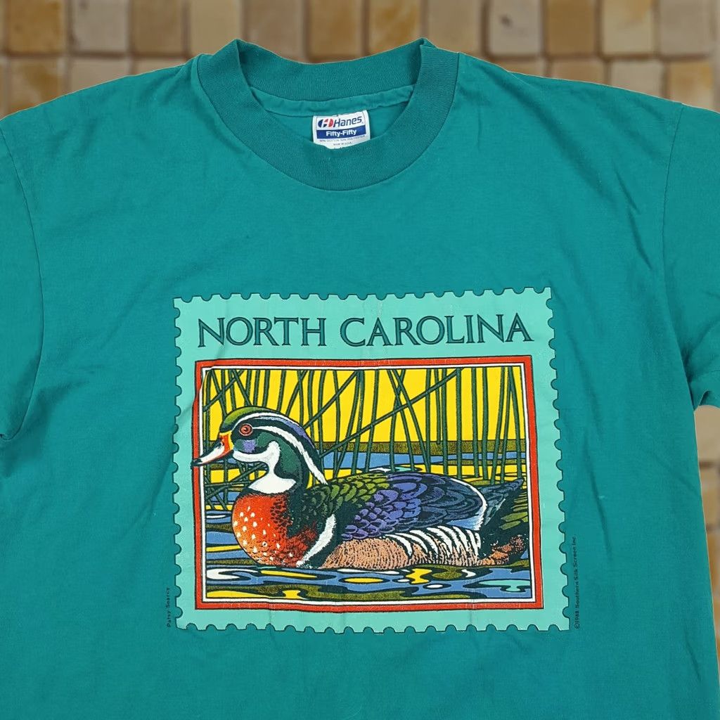 Hanes VINTAGE North Carolina Duck Hunting Art Size L Hanes T-Shirt Adult Mens Green USA Made Retro 80s 90s Graphic Print Outdoors Duck Hunting Art Clothing Size US L / EU 52-54 / 3 - 1 Thumbnail
