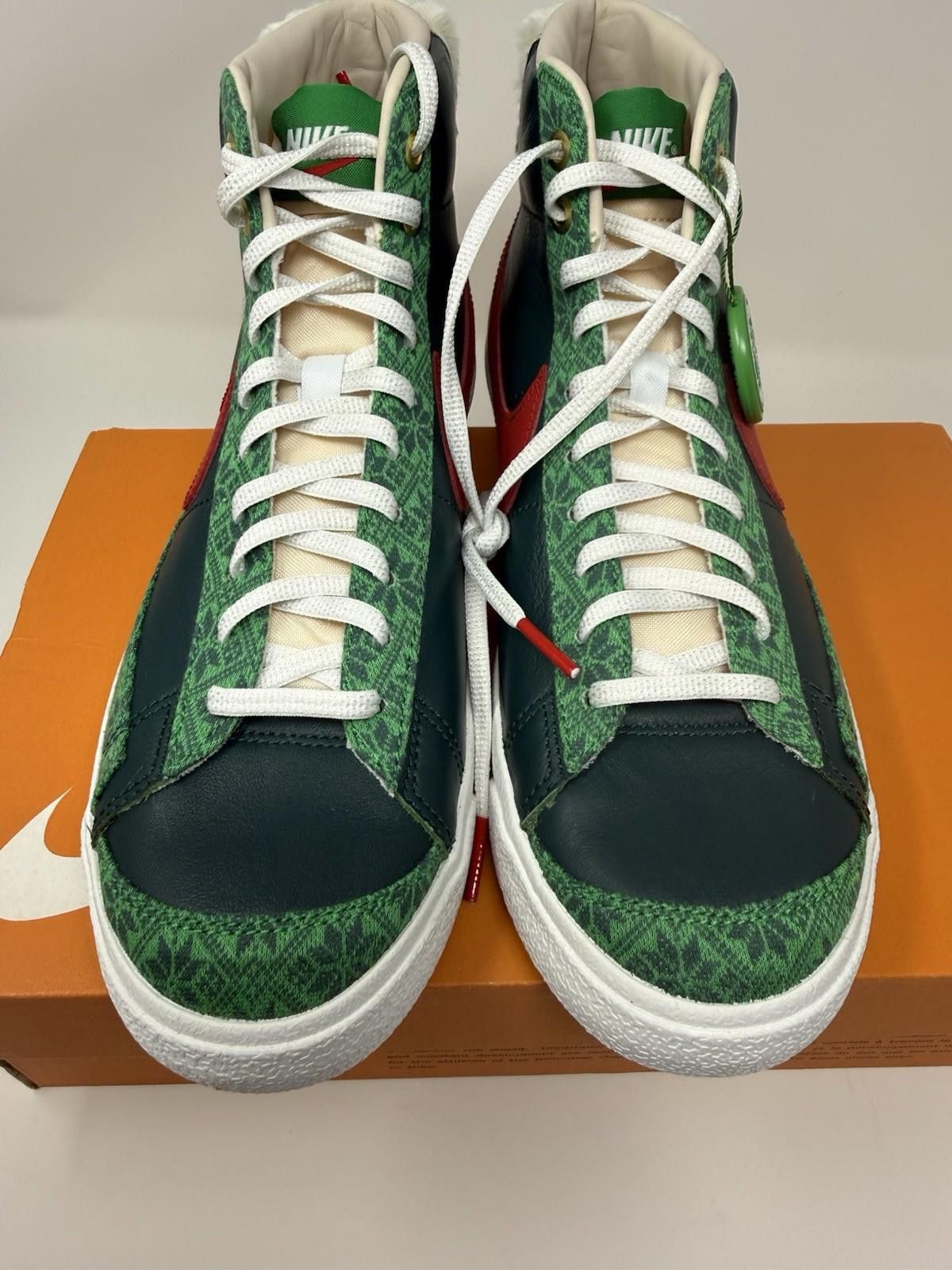 Nike Nike Blazer Mid 77 Vintage Christmas Nordic Sz 8 DC1619-300 Size US 8 / EU 41 - 4 Thumbnail