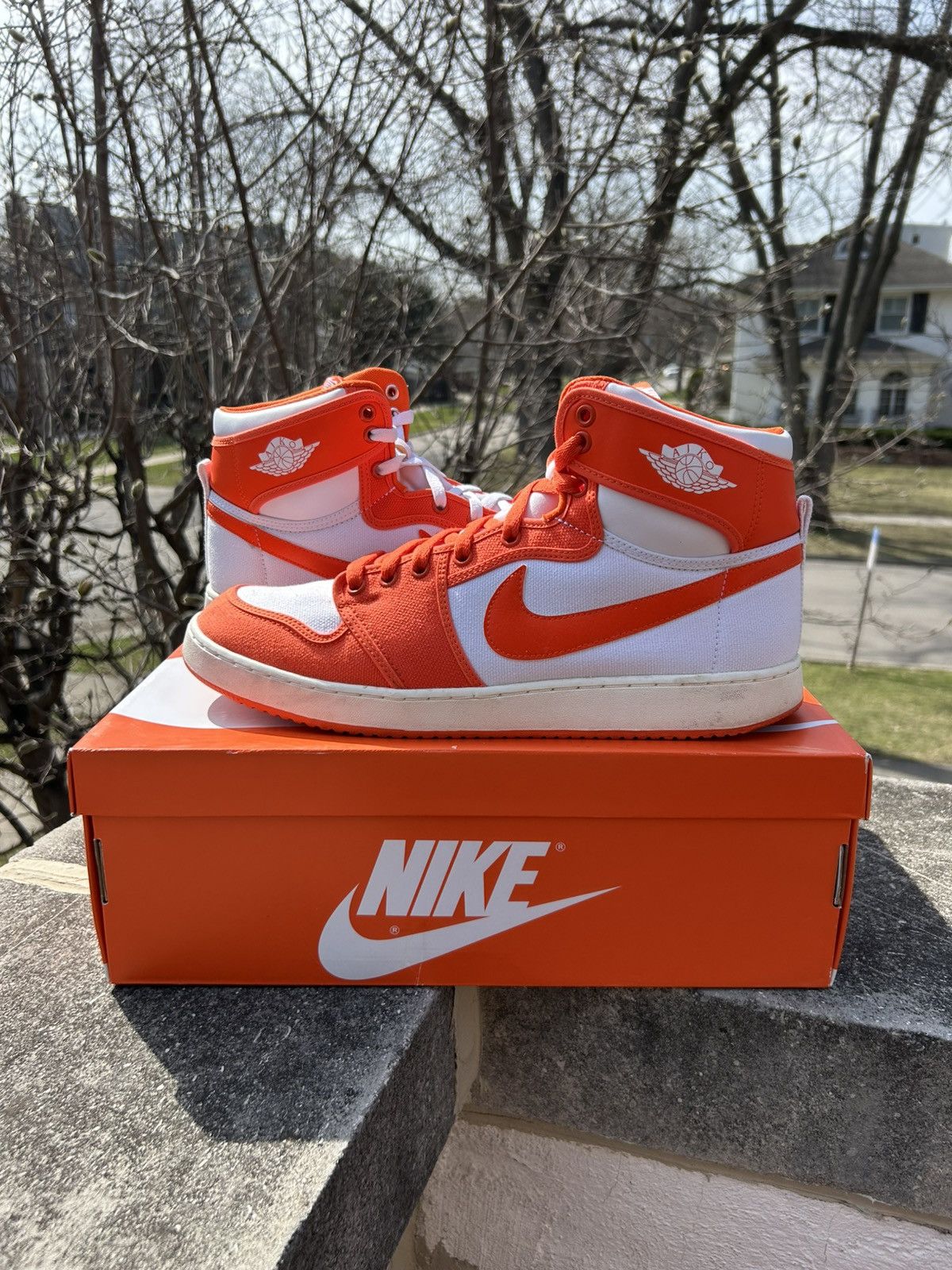 Jordan Brand Air Jordan 1 KO High Syracuse Size US 13 / EU 46 - 1 Thumbnail