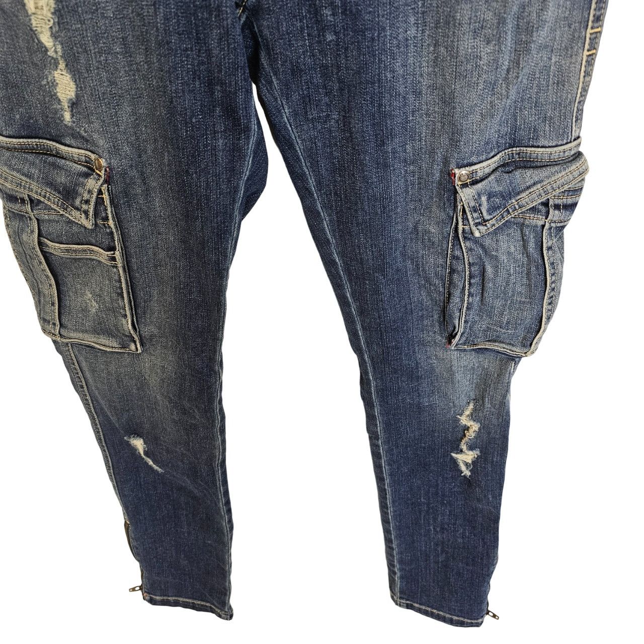 Alice + Olivia Alice + Olivia Distressed Cargo Skinny Jeans Size 10 Utility Size 32" / US 10 / IT 46 - 3 Thumbnail