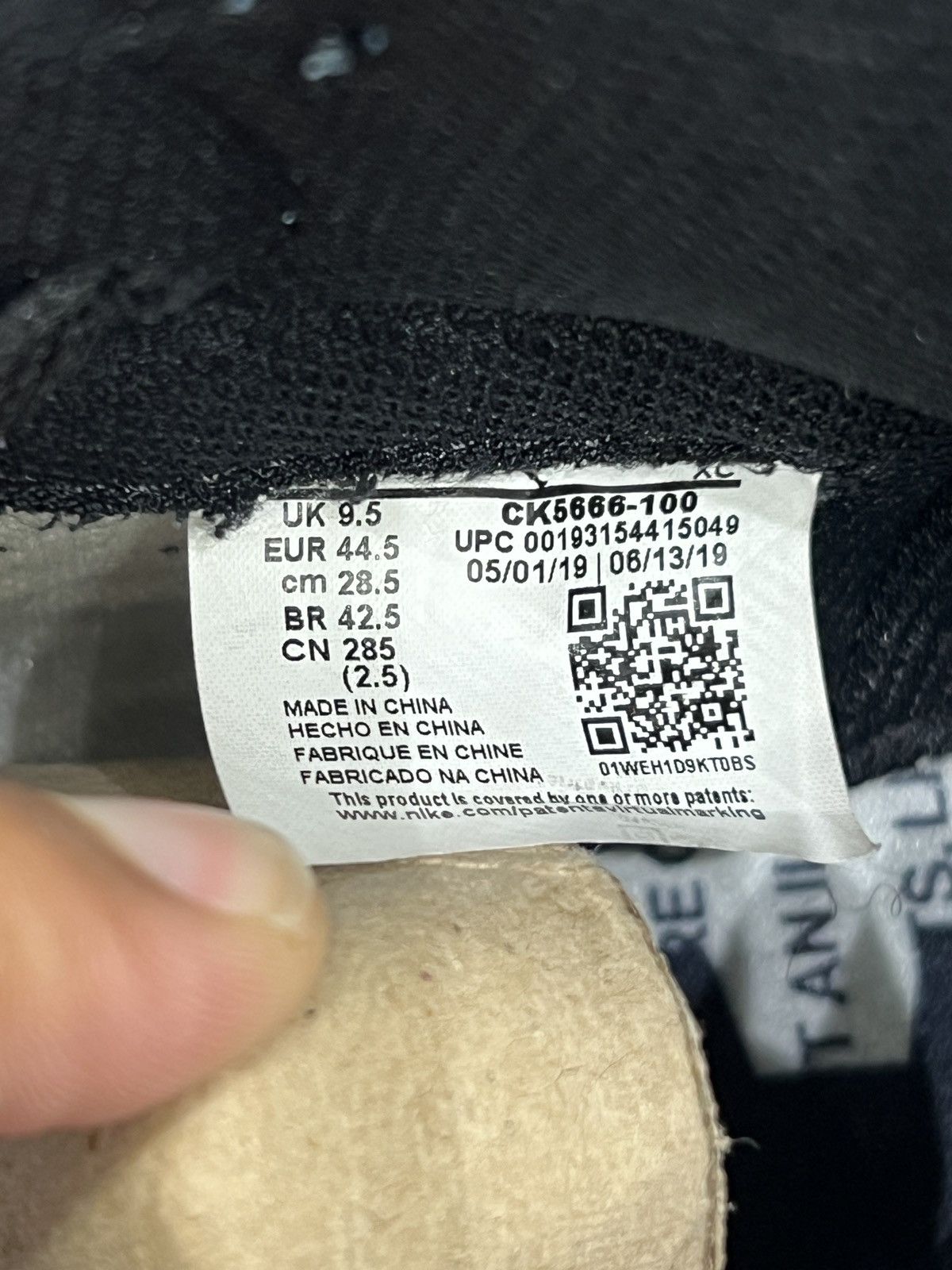 Jordan Brand Air Jordan 1 Fearless UNC Chicago Sz. 10.5 (2019) Size US 10.5 / EU 43-44 - 9 Thumbnail
