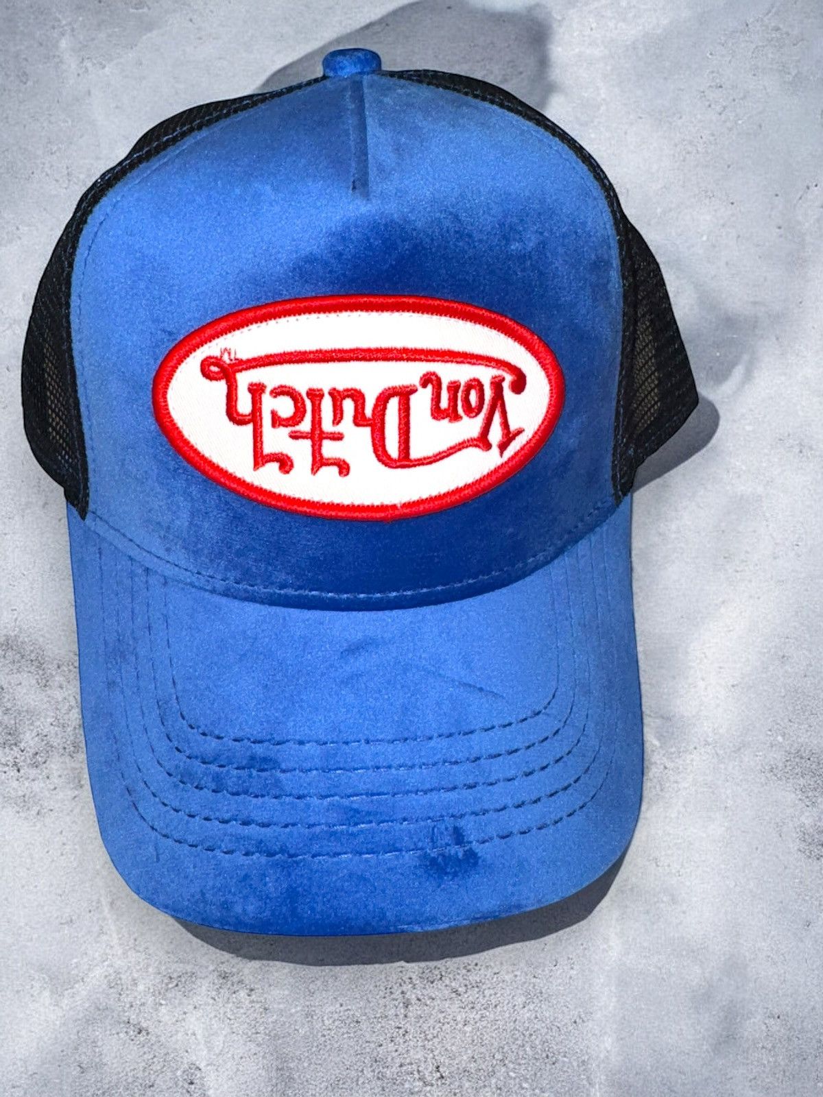 Von Dutch Von Dutch Trucker Hat Blue Velvet Upside Down Embroidered Size ONE SIZE - 1 Thumbnail