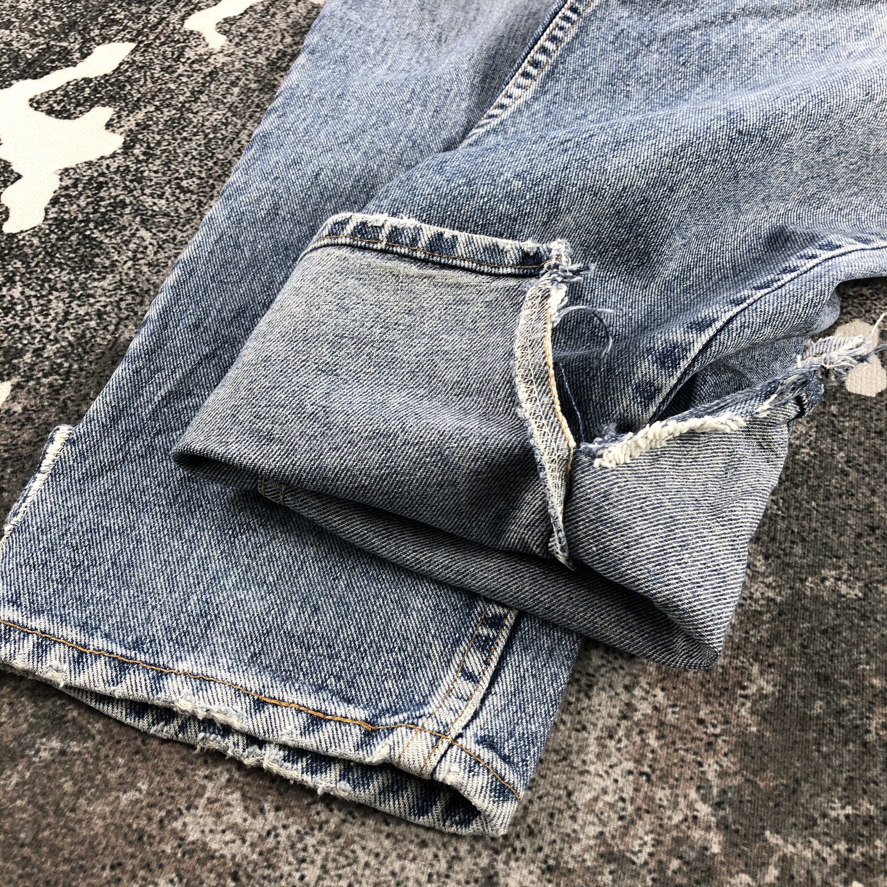 Levi's Vintage 90s Levi's 560 Jeans Medium Wash Denim KJ1015 Size US 36 / EU 52 - 7 Thumbnail