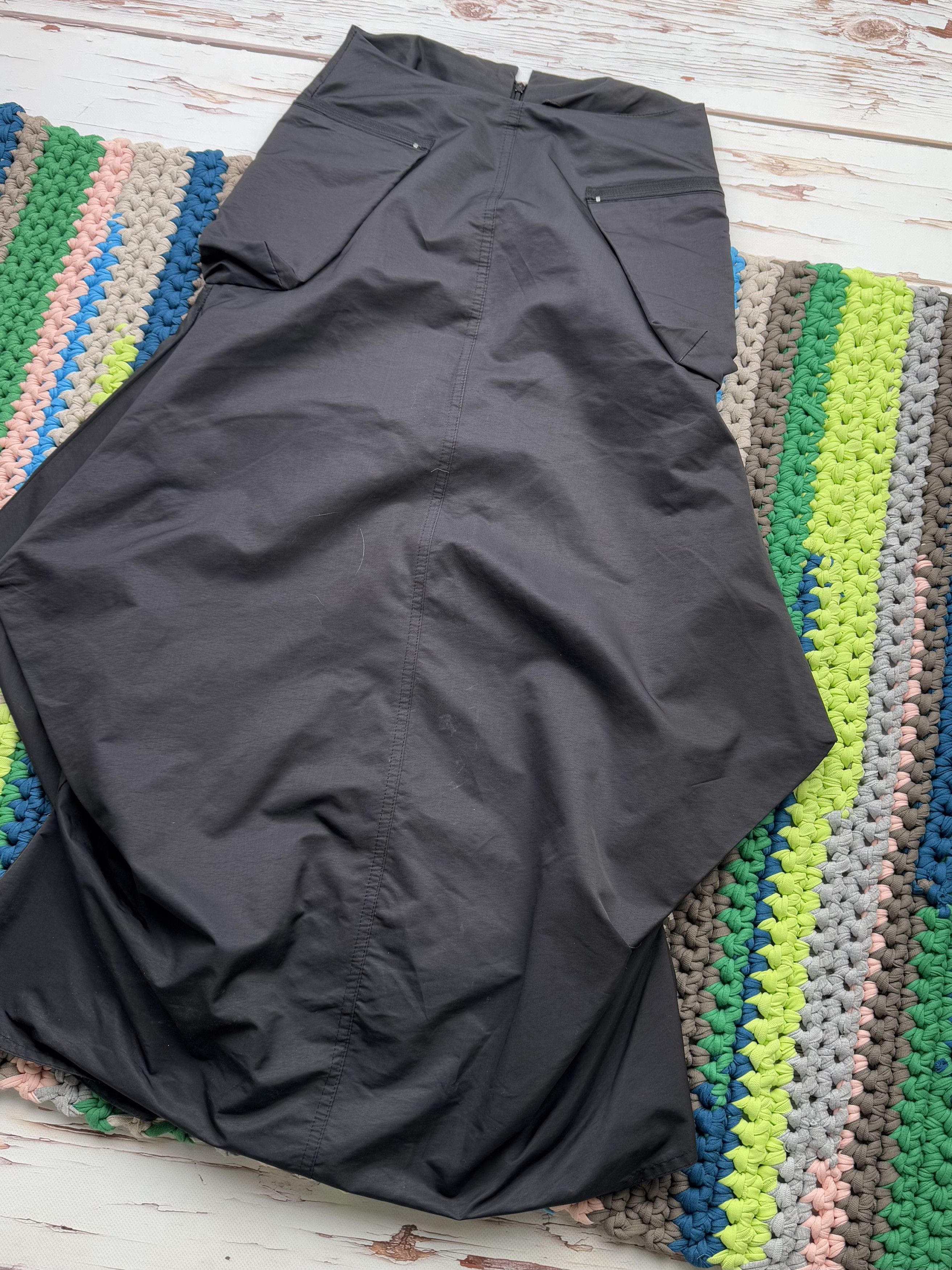Japanese Brand Vintage Maxi Skirt With Bondage (ET1)(D15) Size 26" / US 2 / IT 38 - 7 Thumbnail