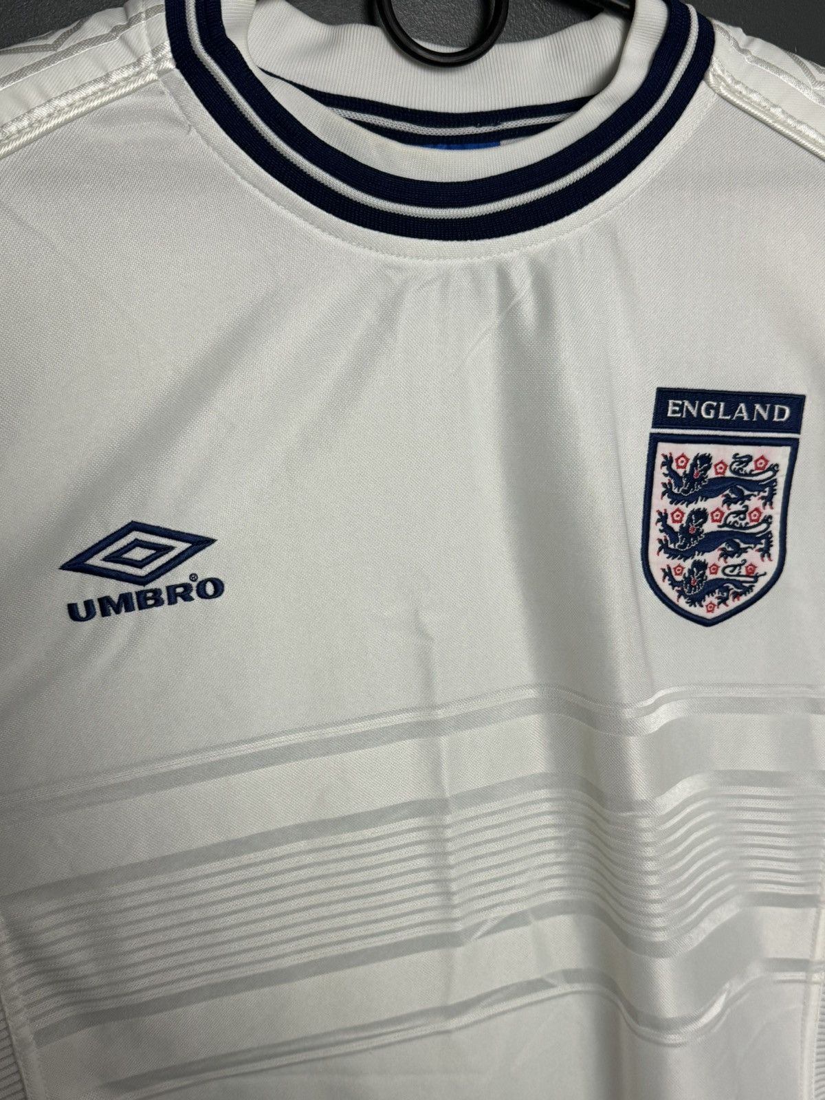 Umbro England National Team 99/01 Home Football Jersey T-Shirt Size US M / EU 48-50 / 2 - 3 Thumbnail