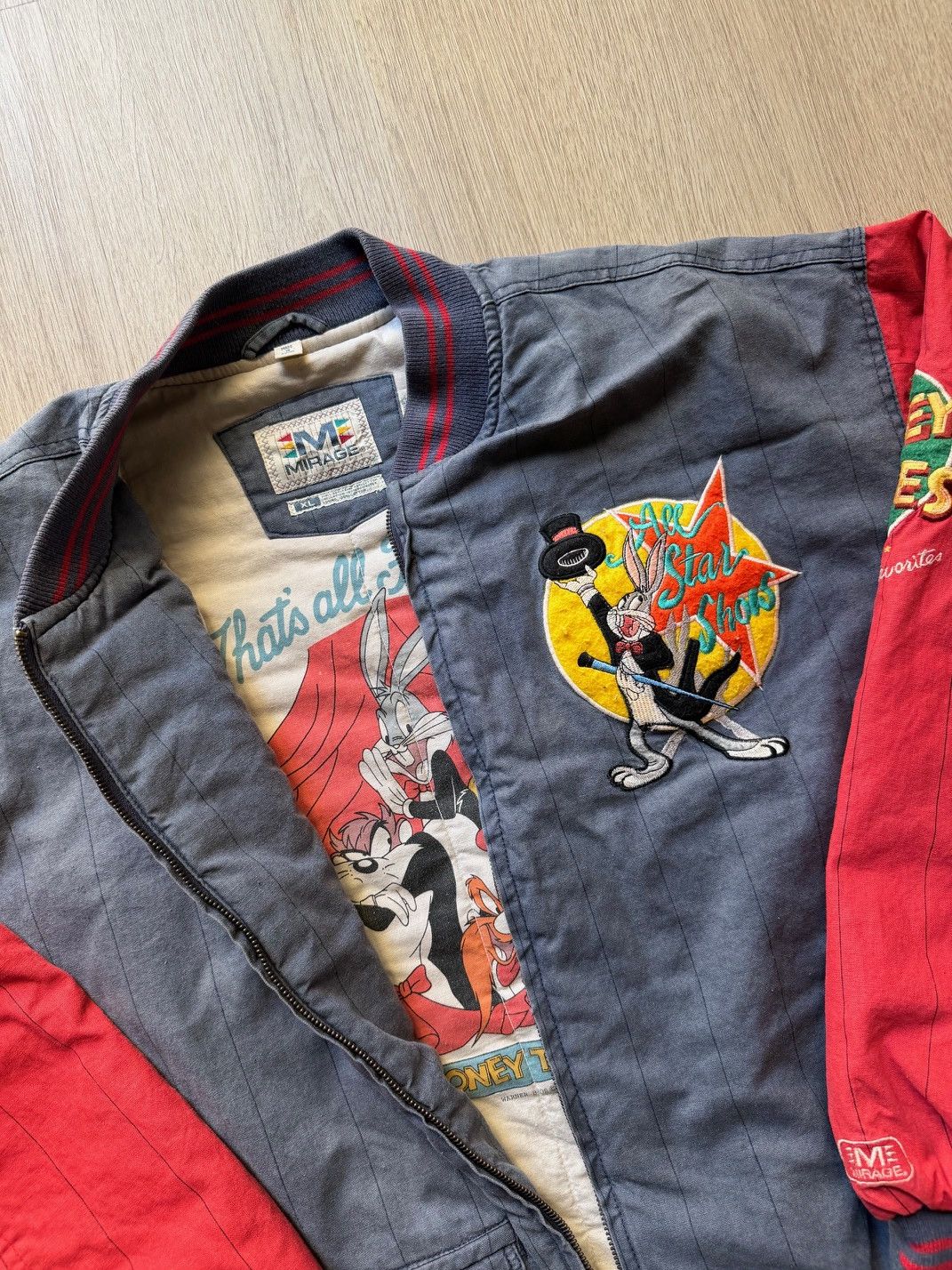 Warner Bros Vintage 1993 Warner Bros Looney Tunes Bomber Jacket XL Size US XL / EU 56 / 4 - 5 Thumbnail
