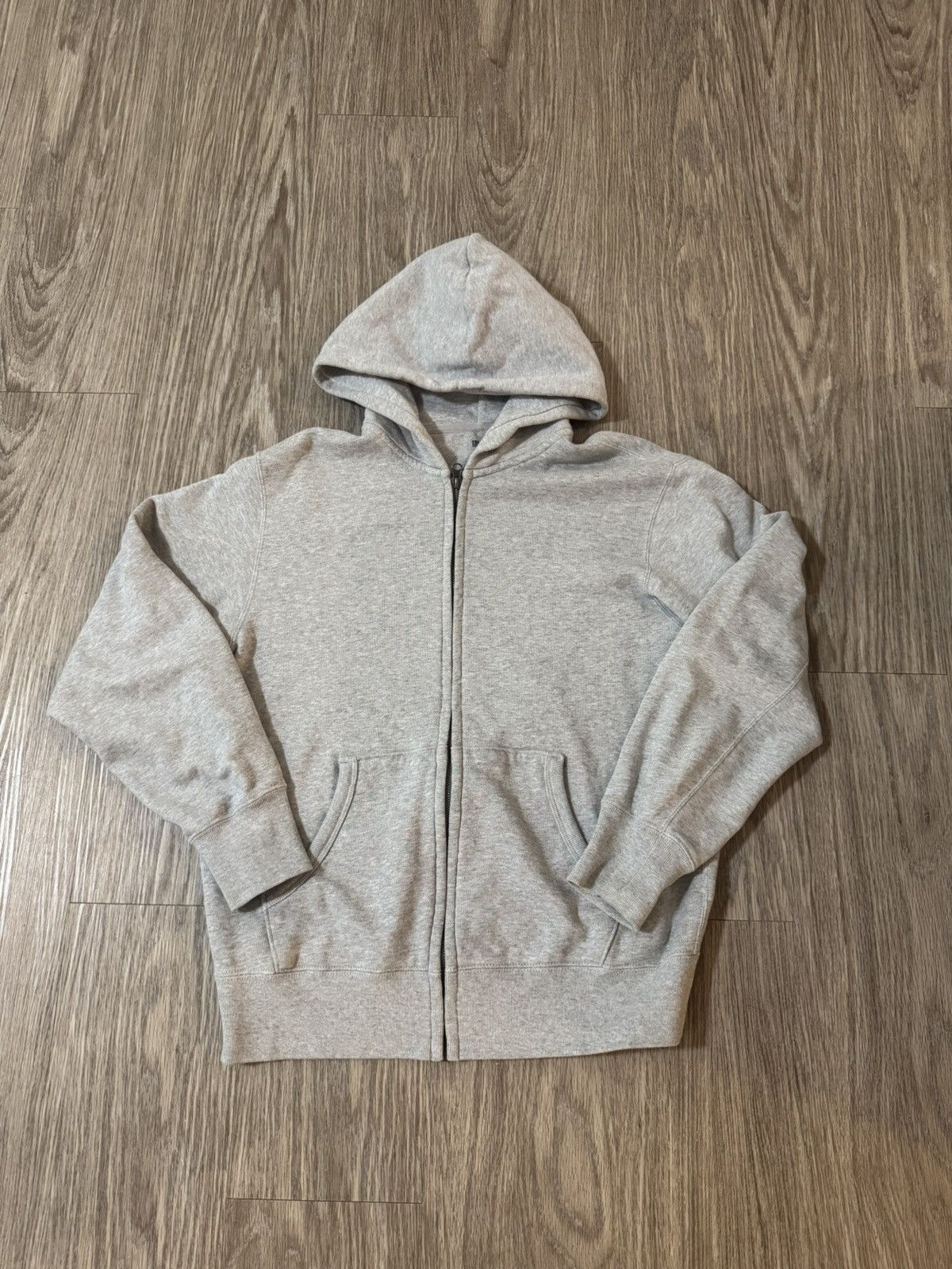 Uniqlo Uniqlo Zip Up Hoodie Size L / US 10 / IT 46 - 1 Thumbnail