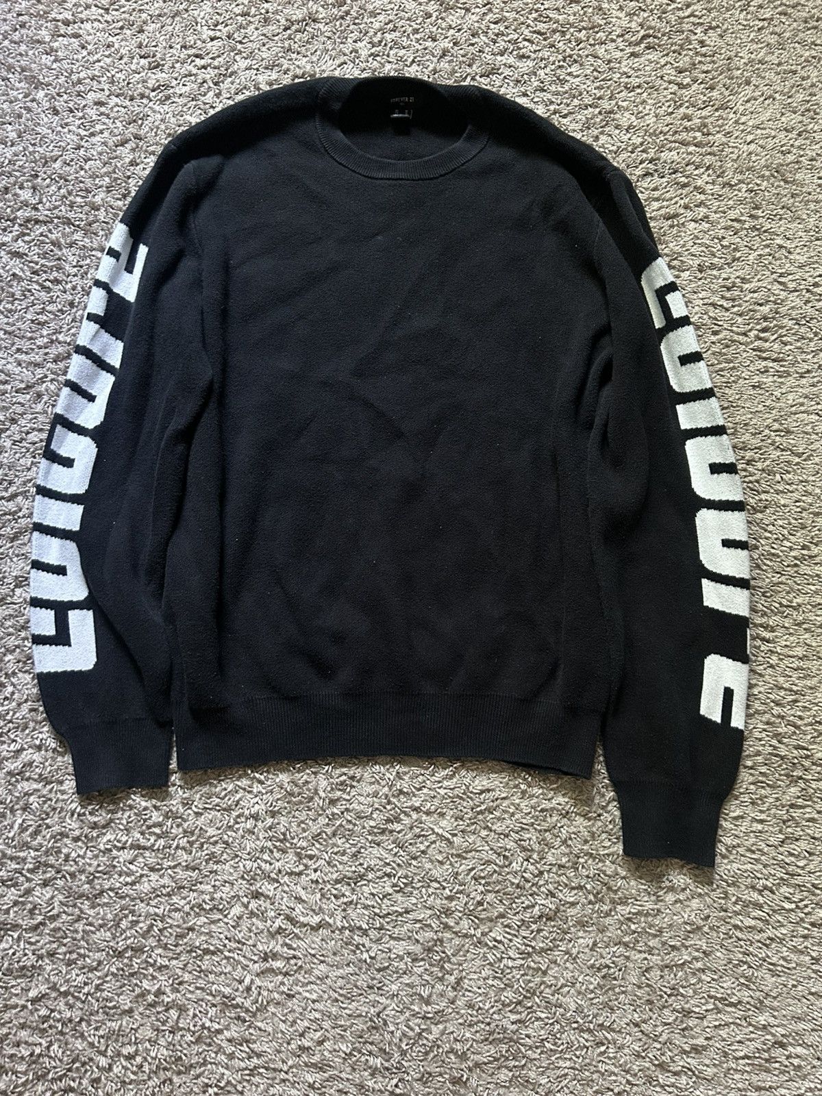 Forever 21 Culture sweater Size US M / EU 48-50 / 2 - 3 Thumbnail