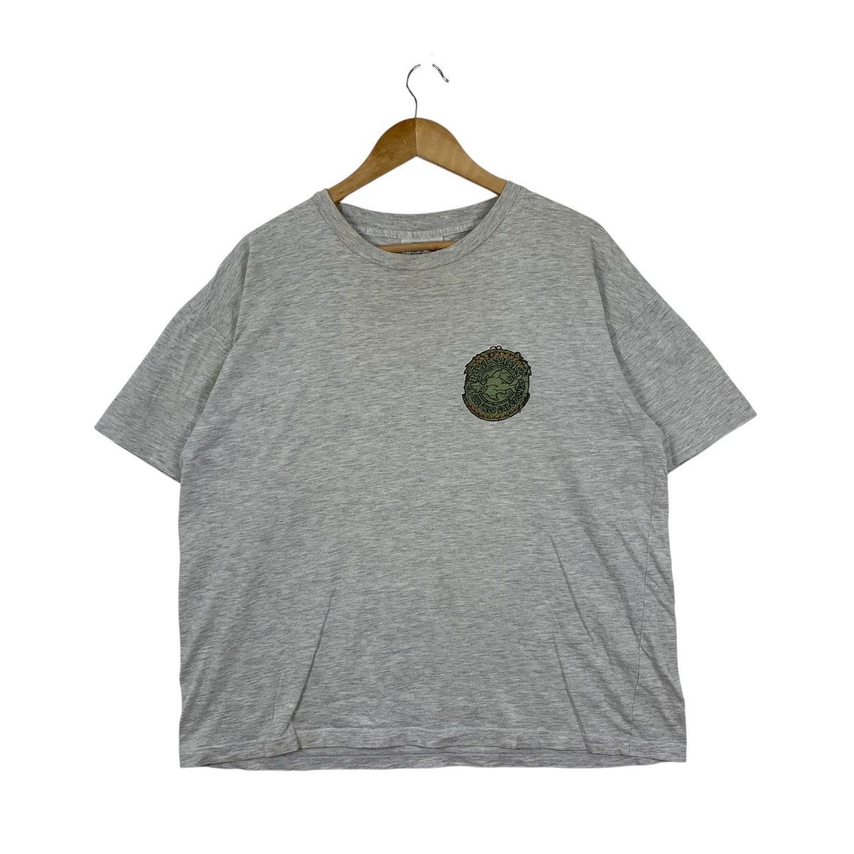 Vintage Vintage DEVIL SHARK SURF Nouvelle Caledonie Tshirt Size US XL / EU 56 / 4 - 2 Thumbnail