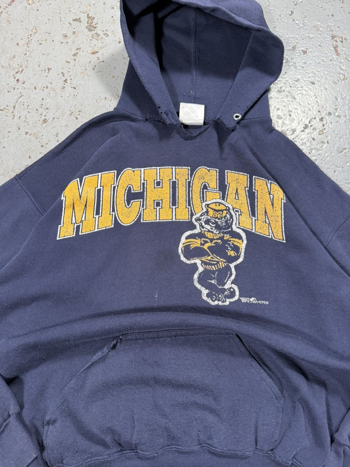 NCAA Vintage Michigan State Wolverines Thrashed Distressed Hoodie Size US L / EU 52-54 / 3 - 4 Thumbnail