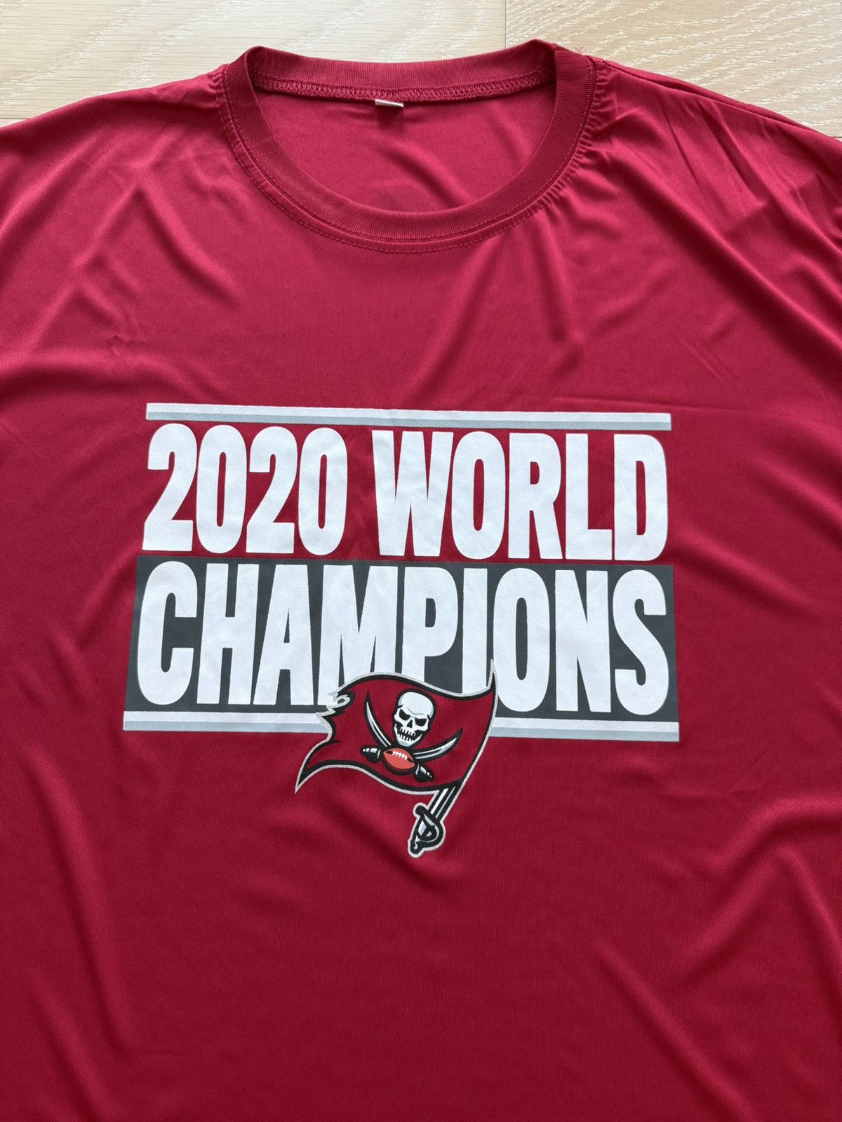 NFL Tampa Bay Buccaneers 2020 World Champions Bucs Shirt Size US XL / EU 56 / 4 - 2 Thumbnail