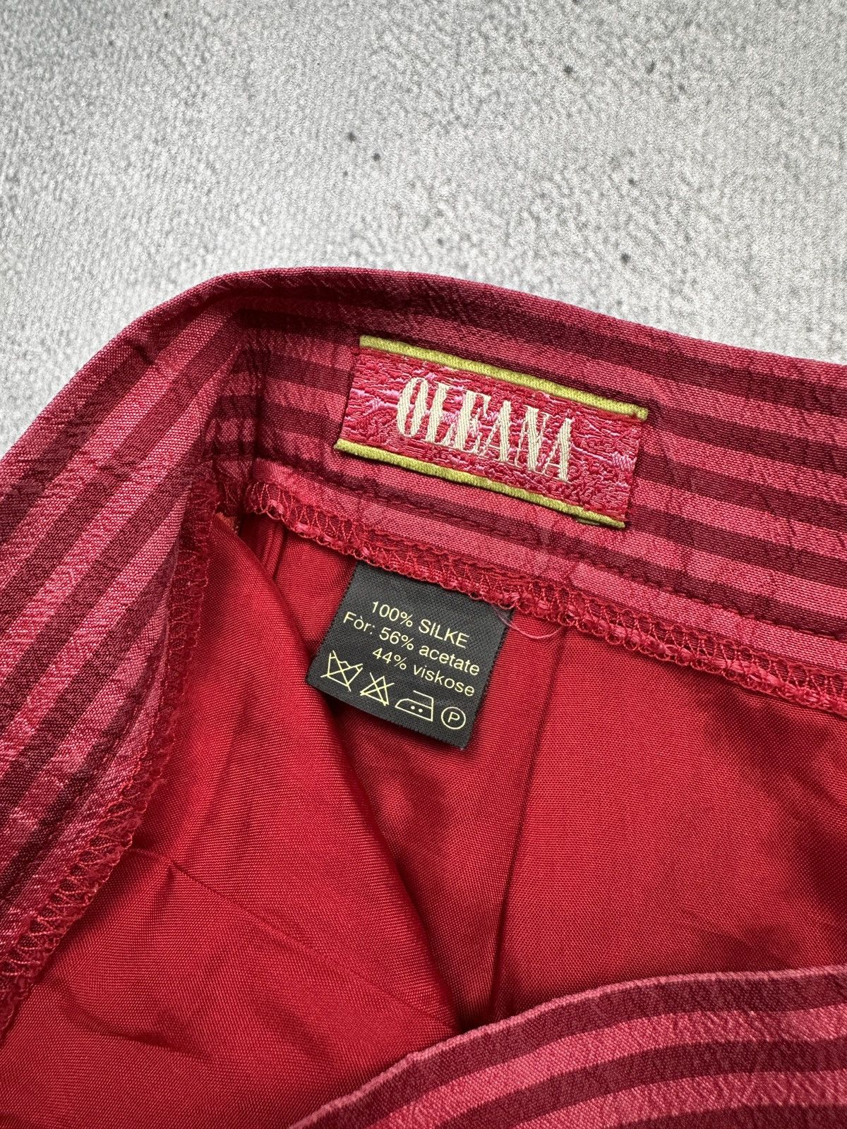If Six Was Nine Vintage Oleana Silk Midi Skirt Red Stripe Rare XS Lux Item Size 26" / US 2 / IT 38 - 6 Thumbnail