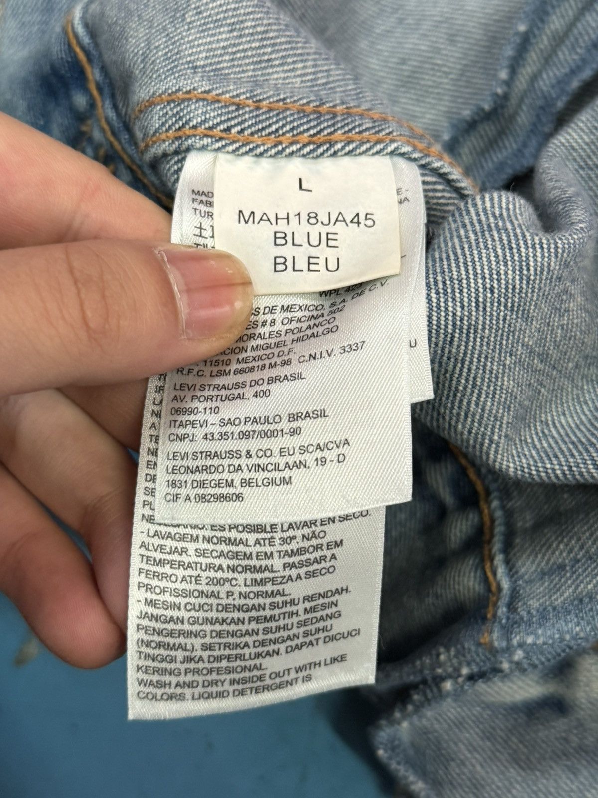 Levi's × Vetements VETEMENTS 18” PATCH WORK LEVIS JACKET Size US L / EU 52-54 / 3 - 11 Thumbnail