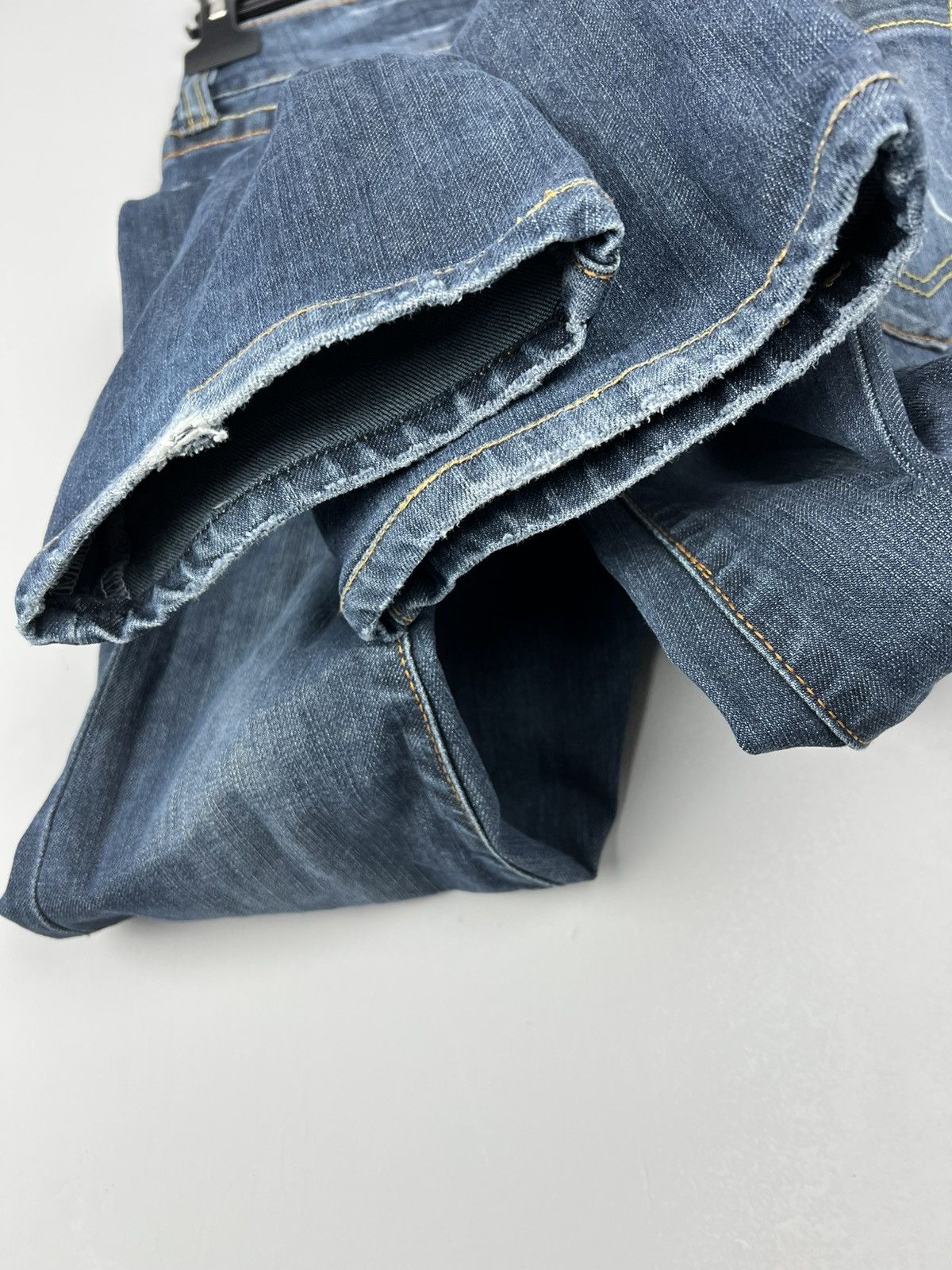Burberry × Japanese Brand × Vintage Rare Burberry London blue Label Japanese Collection Size 28" / US 6 / IT 42 - 9 Thumbnail