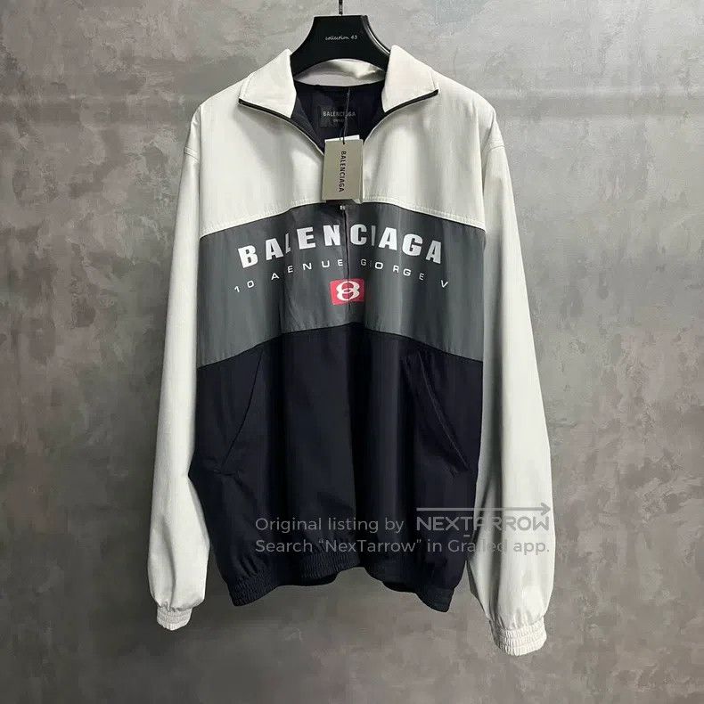 Balenciaga Balenciaga Color-blocked high-neck long-sleeved jacket Size US L / EU 52-54 / 3 - 1 Thumbnail