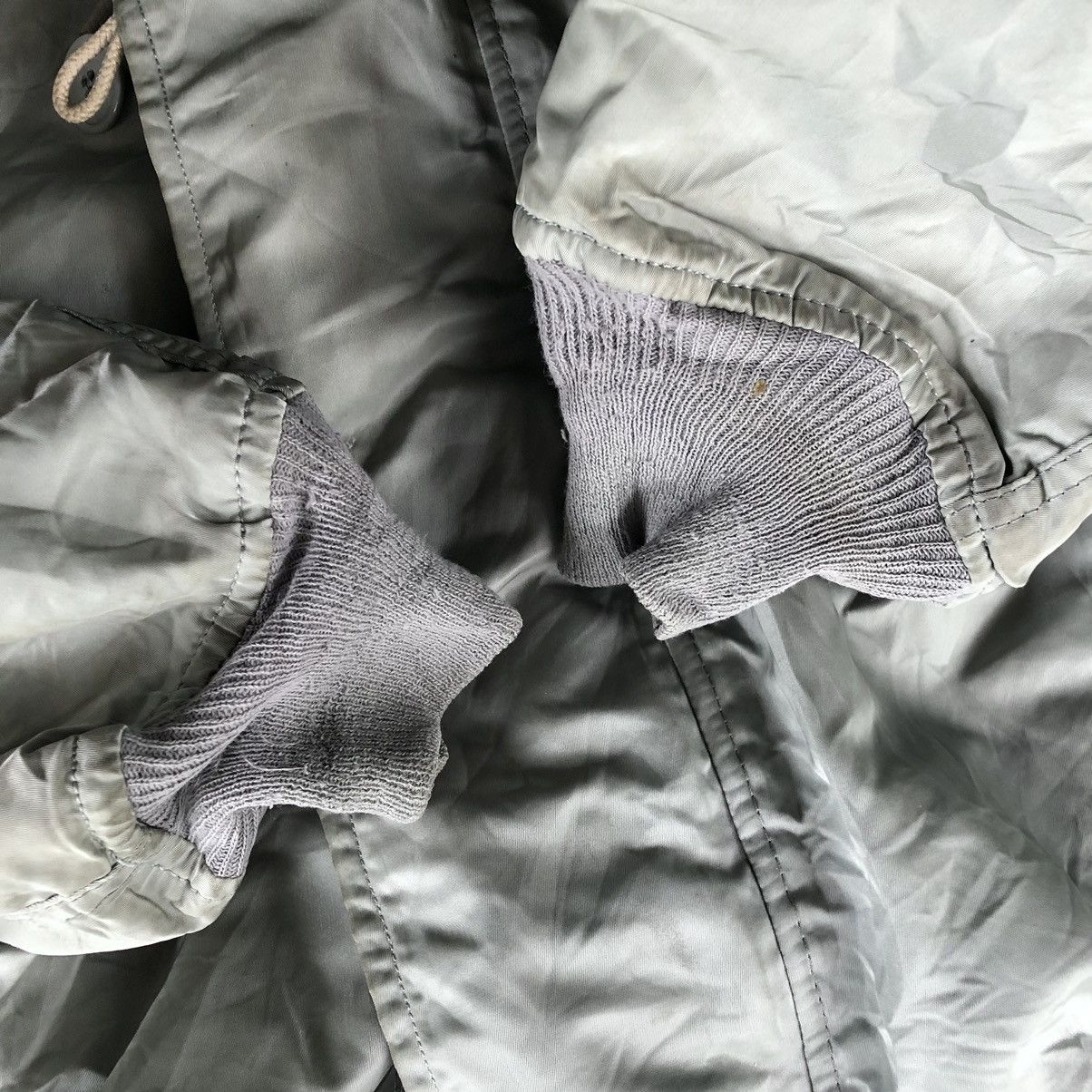 Alpha Industries × Vintage ALPHA INDUSTRIES N-2B Attached Hood Flight Jacket Size US XL / EU 56 / 4 - 10 Thumbnail