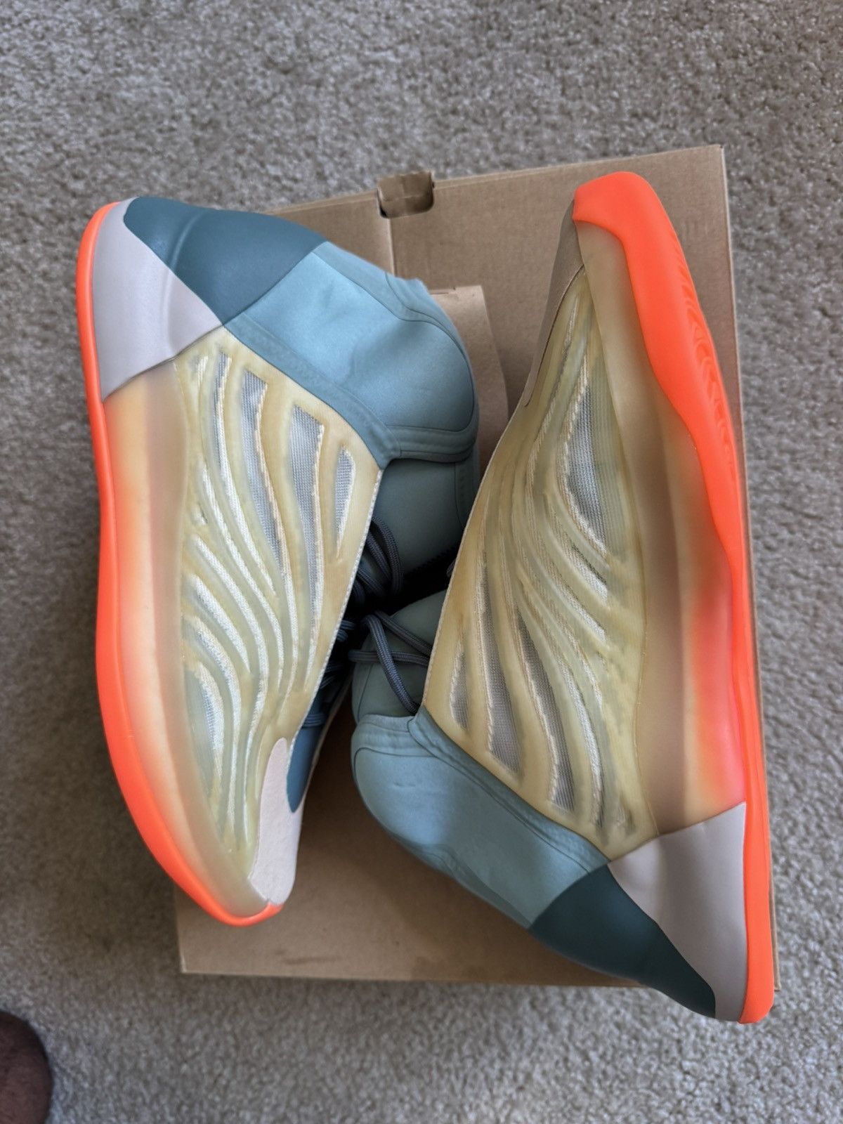 Adidas × Yeezy adidas Yeezy QNTM Hi-Res Coral Size US 13 / EU 46 - 7 Thumbnail