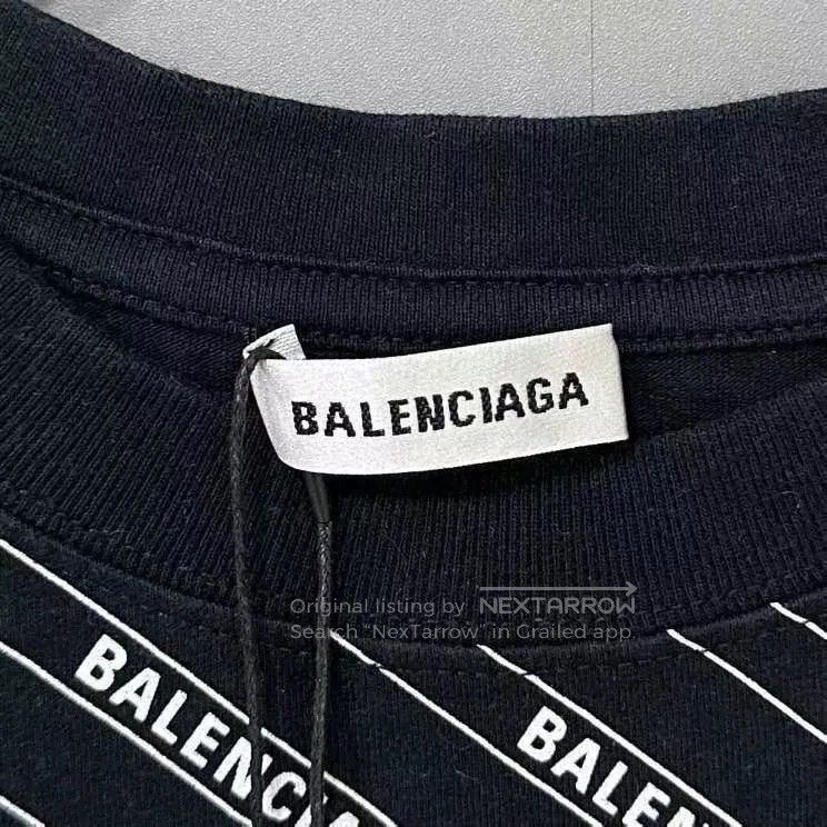 Balenciaga Balenciaga Logo All-Over Print Short Sleeve Tee. Size US M / EU 48-50 / 2 - 4 Thumbnail