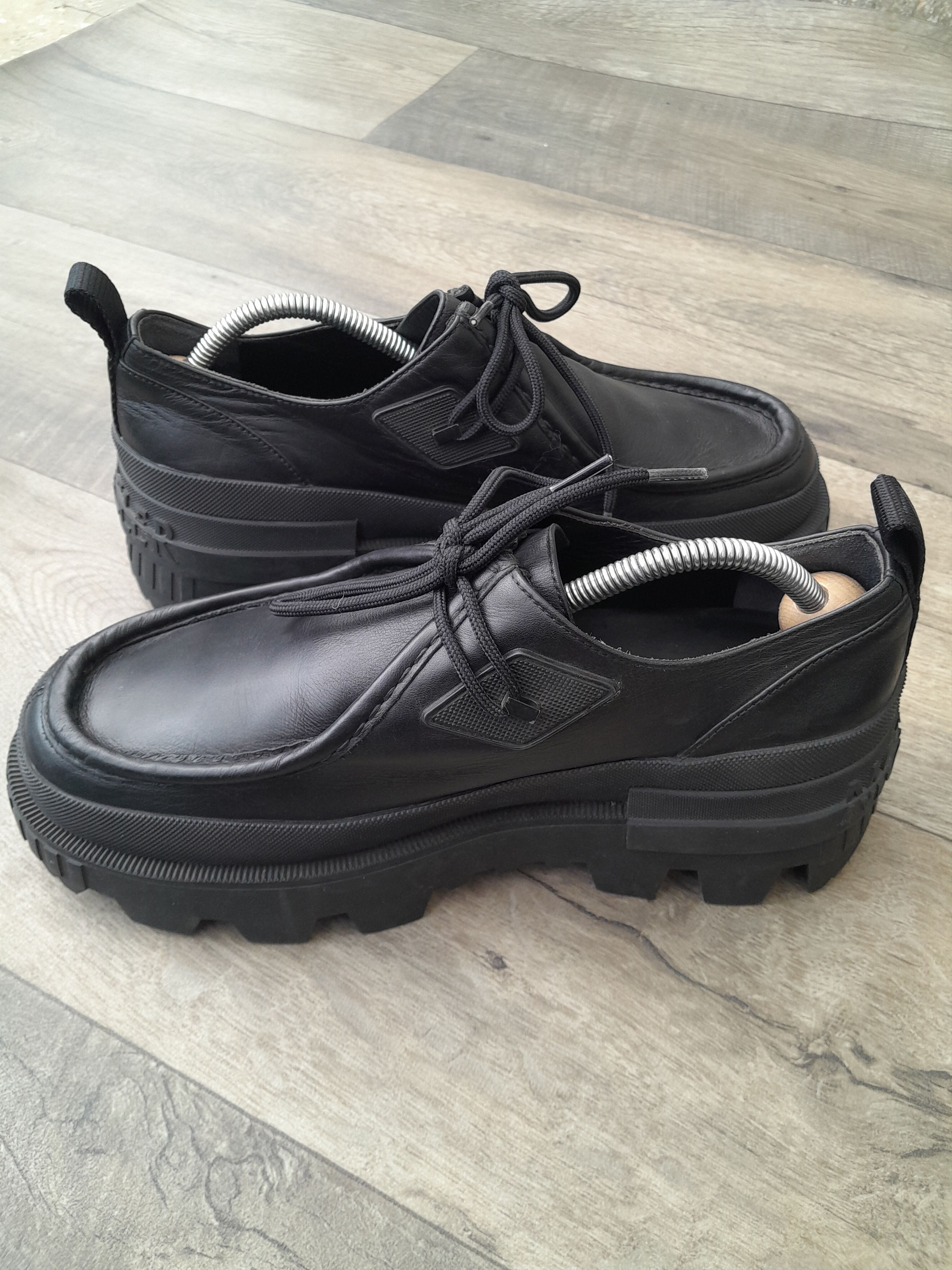 Moncler black Moncler Mon Wallabee Loafers. Size US 9 / EU 42 - 4 Thumbnail
